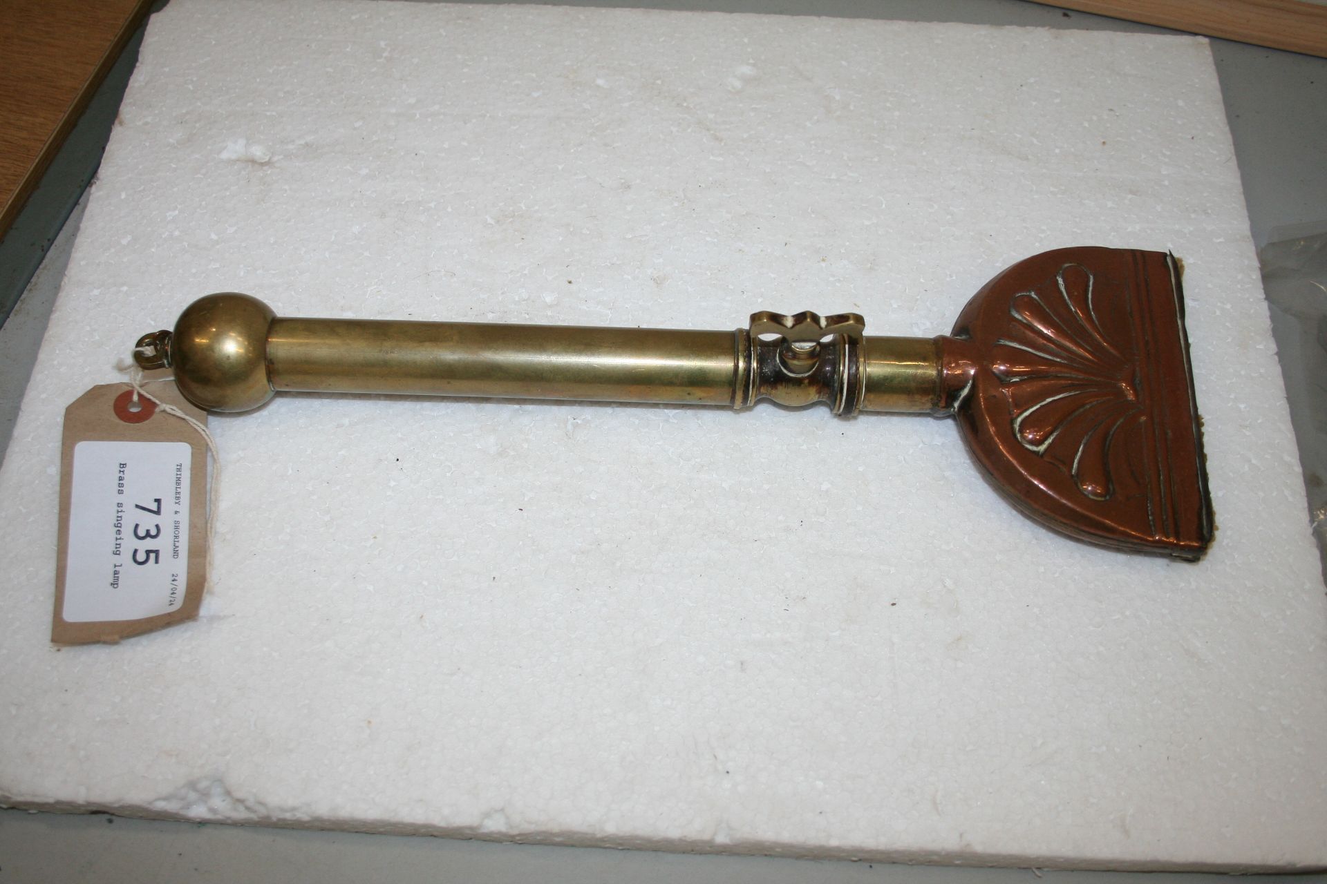 Brass singeing lamp