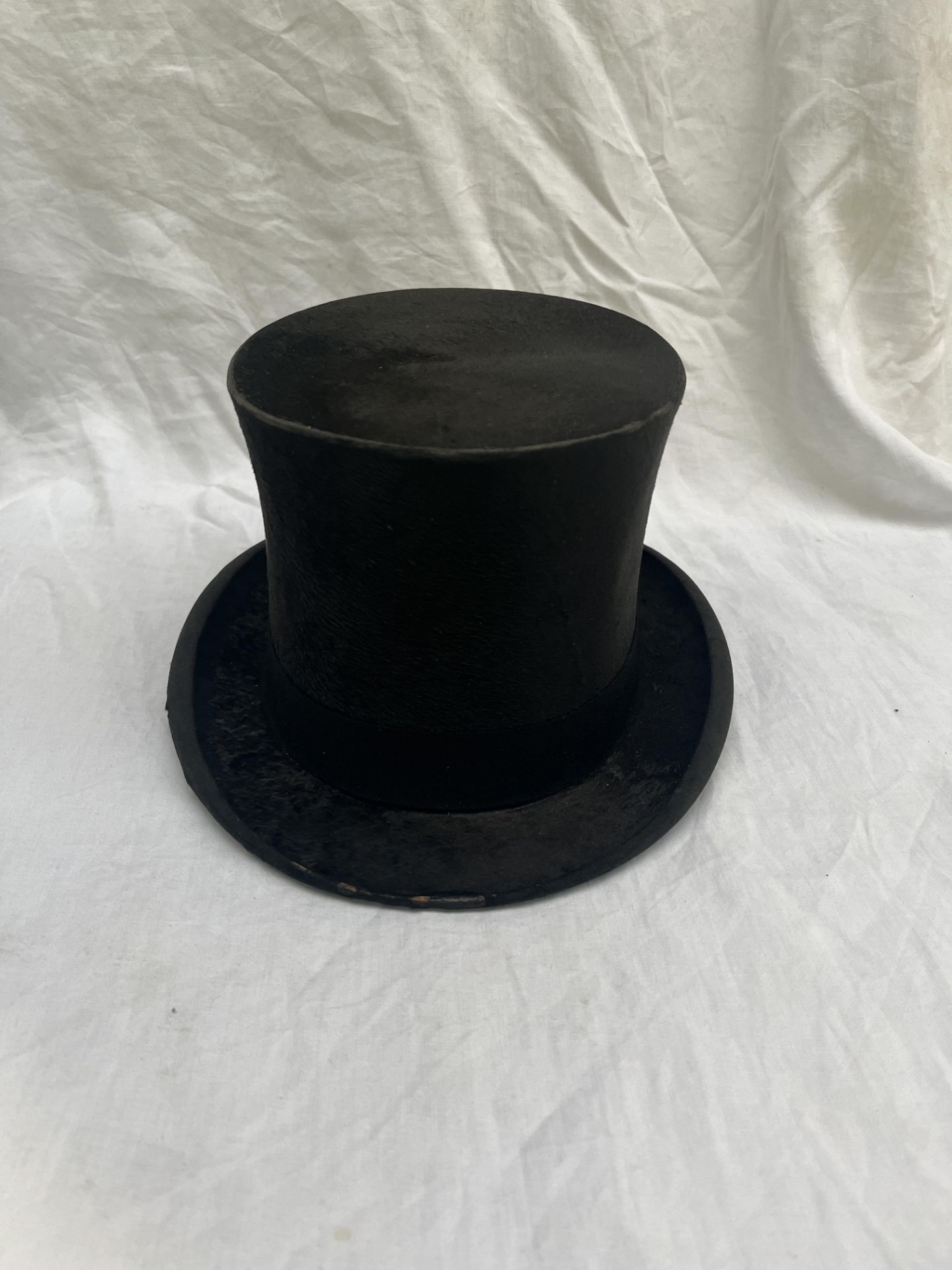 Three black top hats; large and two 7" - Bild 2 aus 2