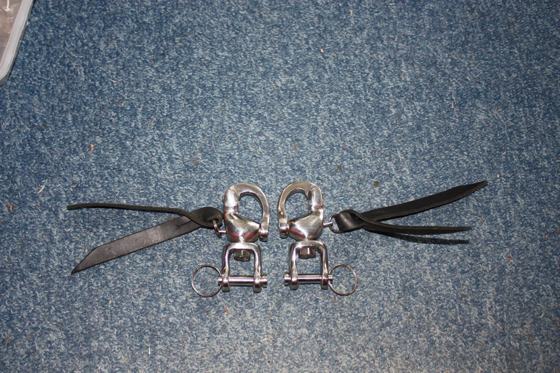 Two new QR shackles, pony/cob size
