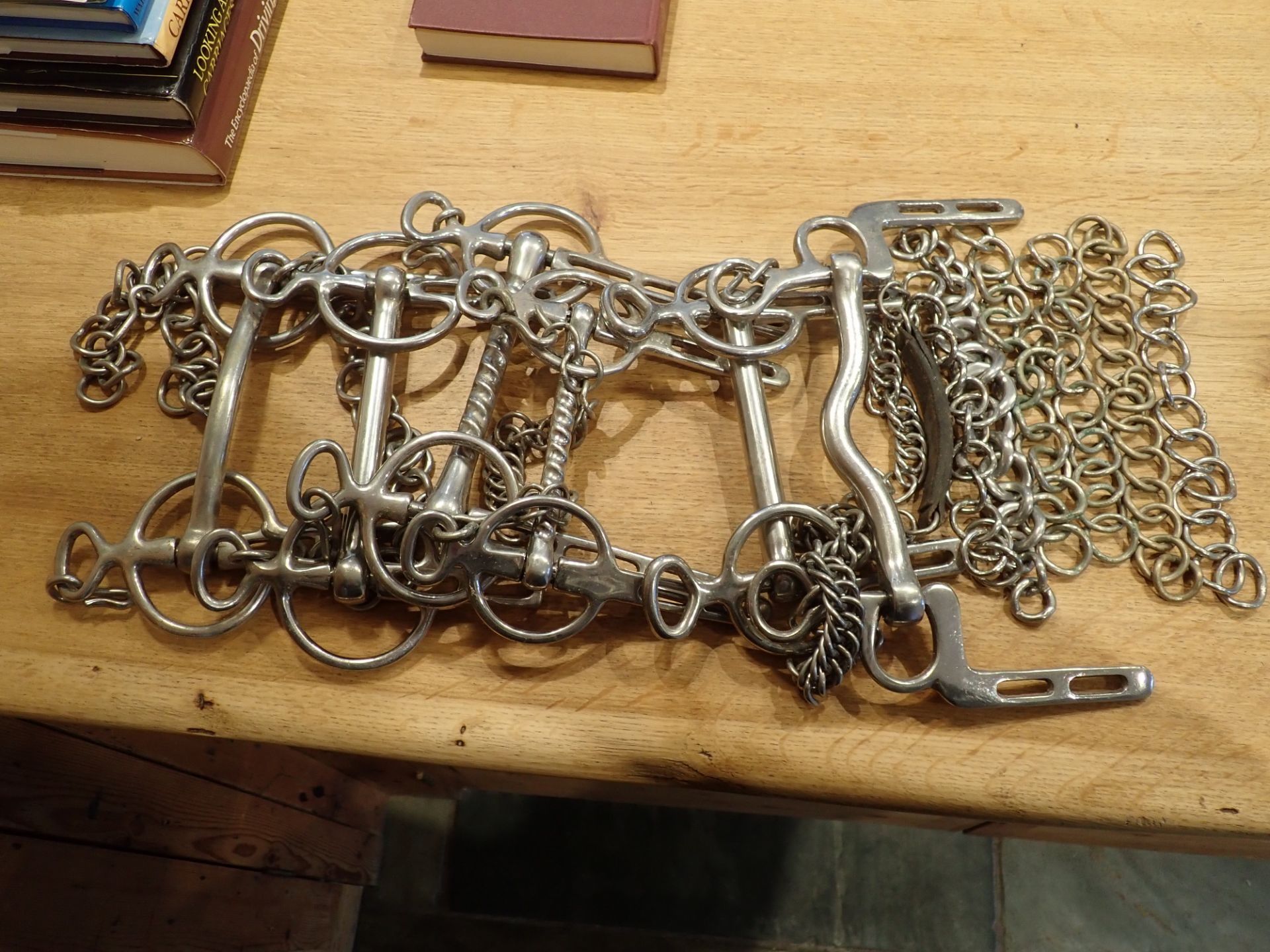 Six bits and a quantity of curb chains