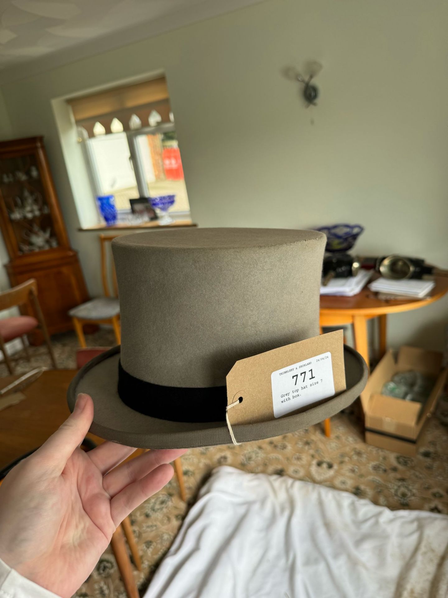 Grey top hat size 7 with box.