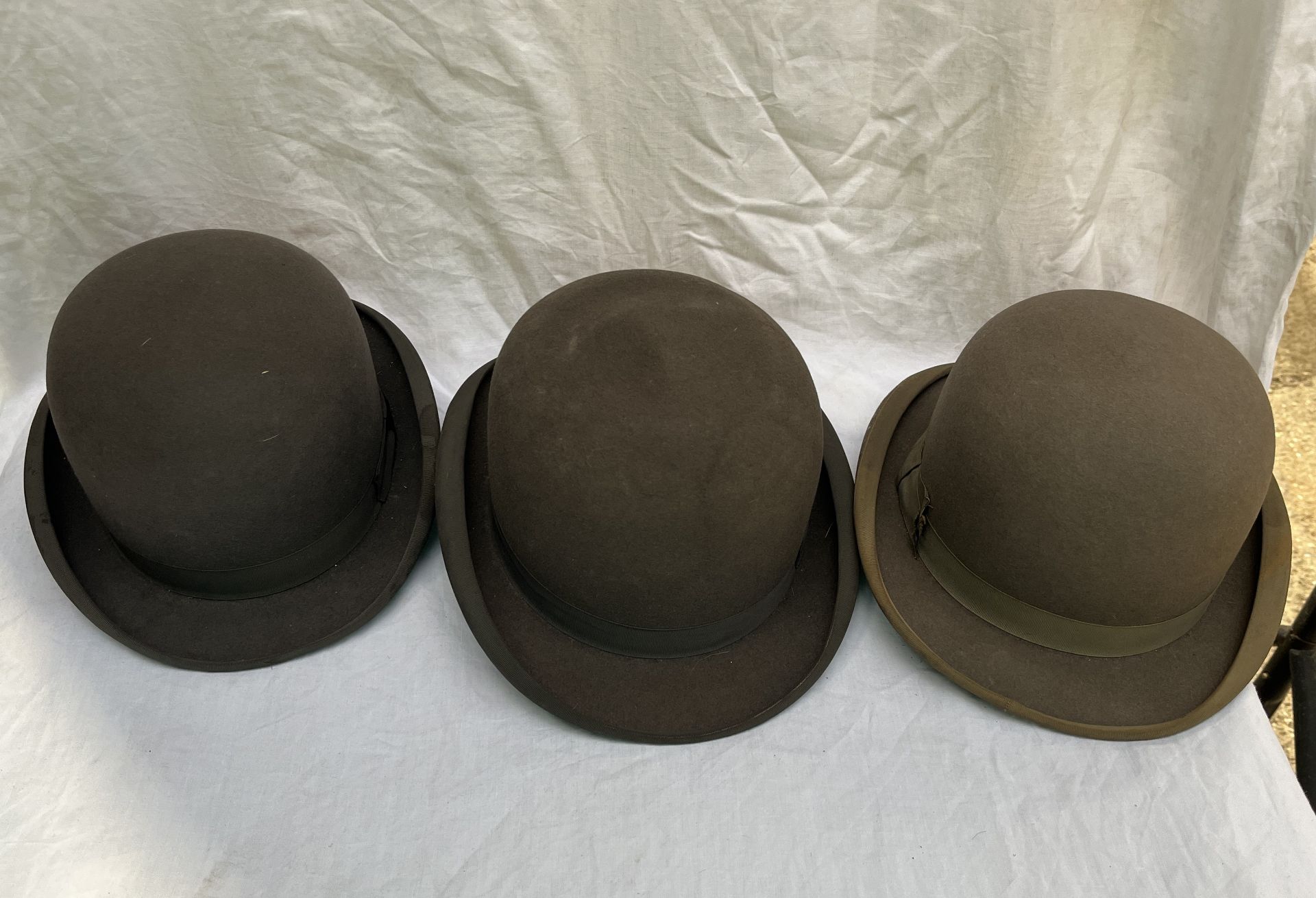 Five grey bowler hats and a black bowler hat - Image 3 of 3