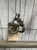 Pair of quick release shackles. This lot carries VAT.