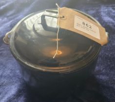 Small enamel cooking pot with lid