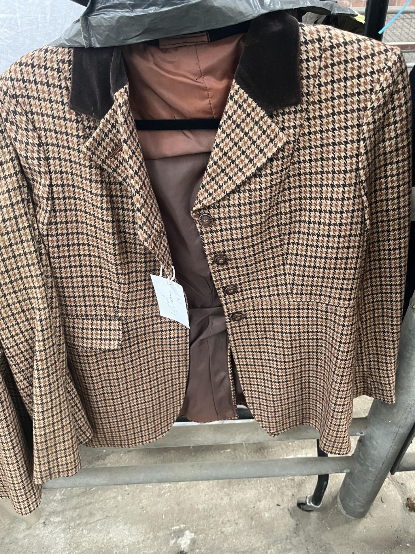 Two brown tweed Windsor riding jackets size 38" and 40" - Image 3 of 3