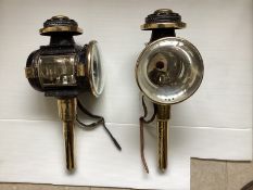 Pair of dog cart lamps with convex glass