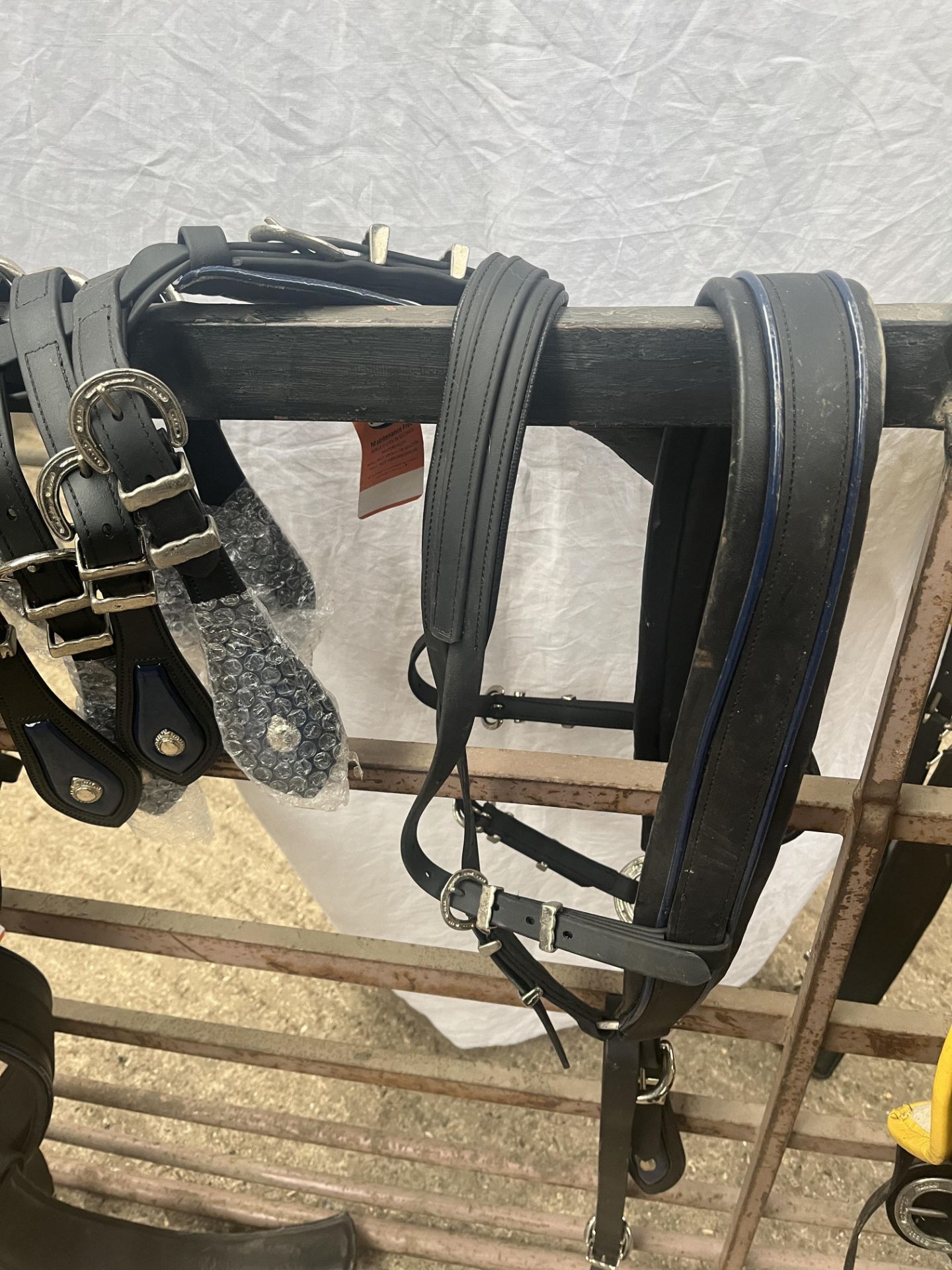 Set of cob size black and white metal harness. This lot carries VAT. - Image 2 of 2