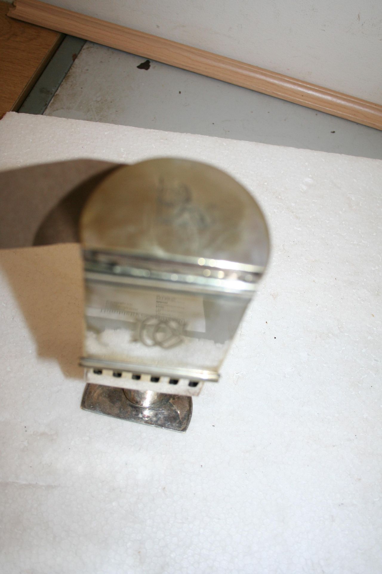 Interior lamp for a carriage - Image 2 of 2