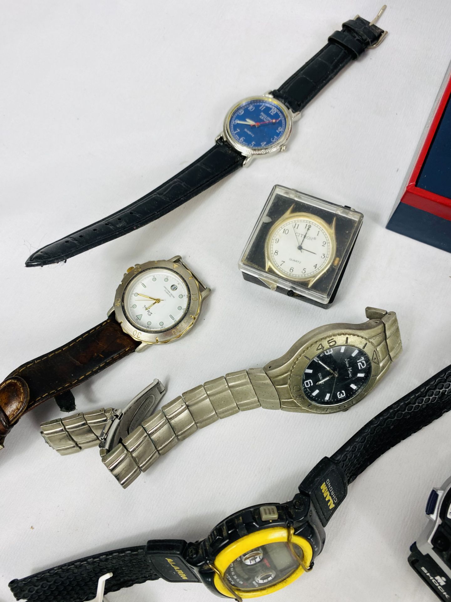 Quantity of fashion watches - Image 8 of 10