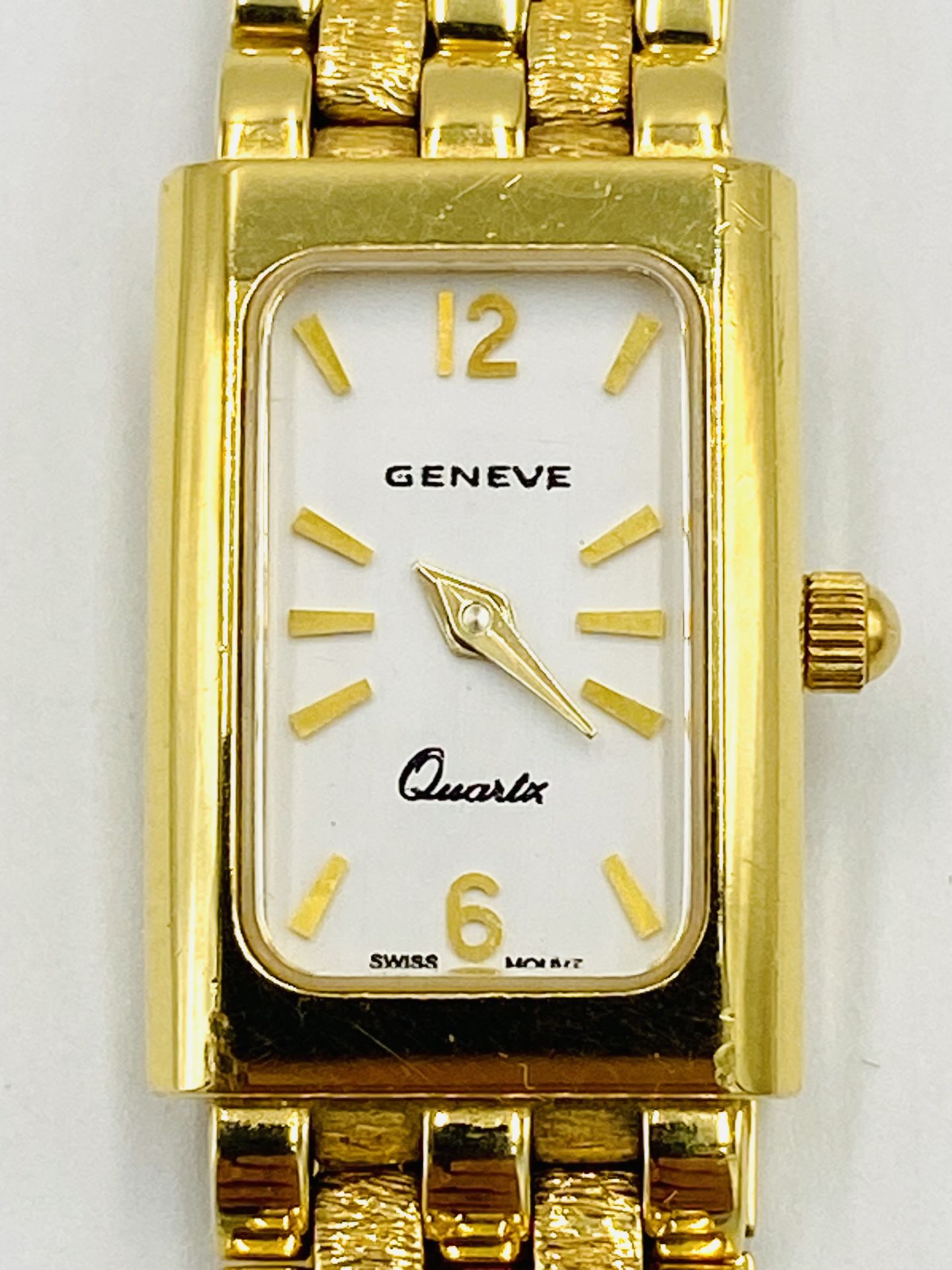 18ct gold ladies Geneve quartz wristwatch