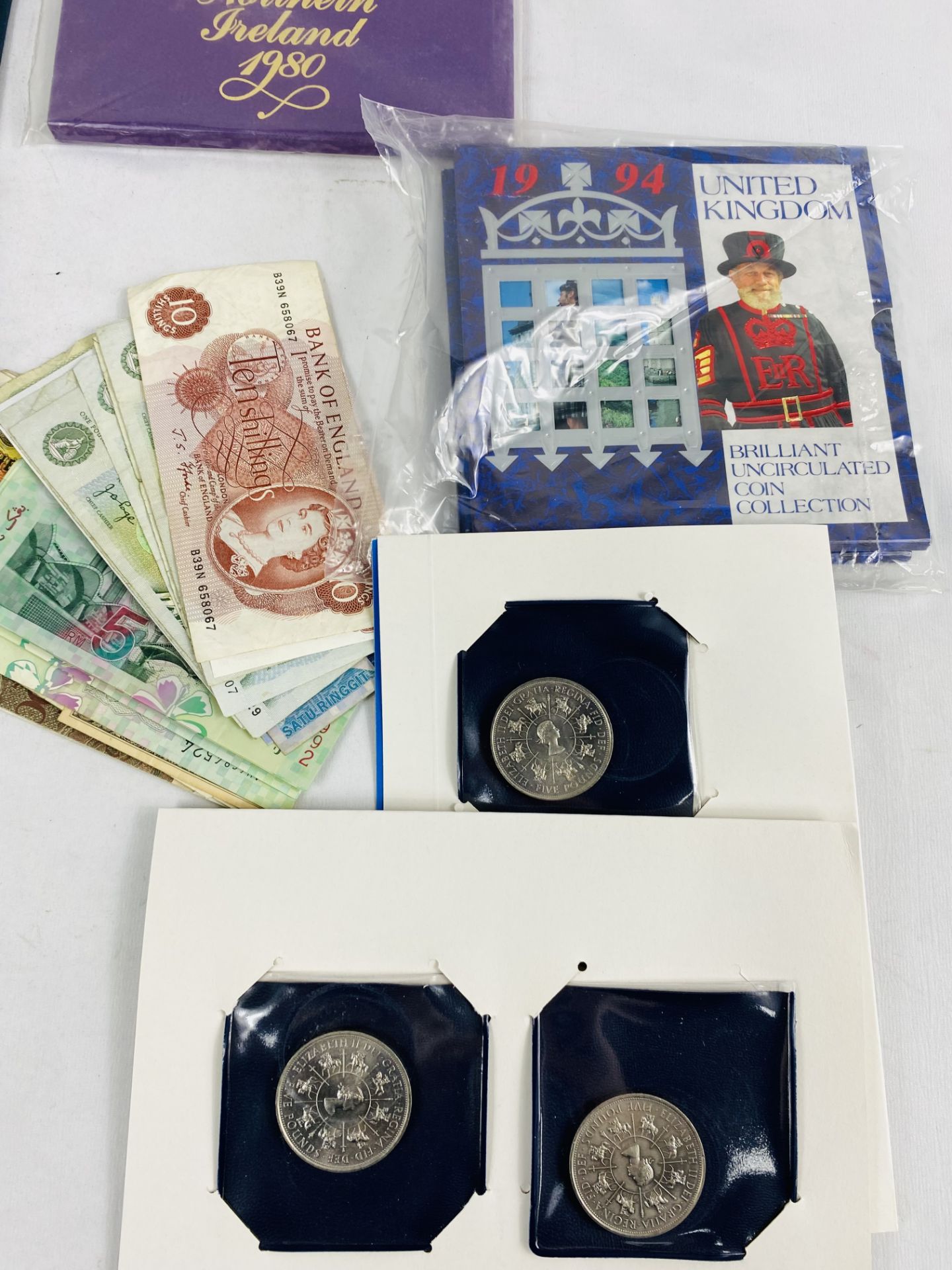 Collection of coins and banknotes - Image 3 of 5