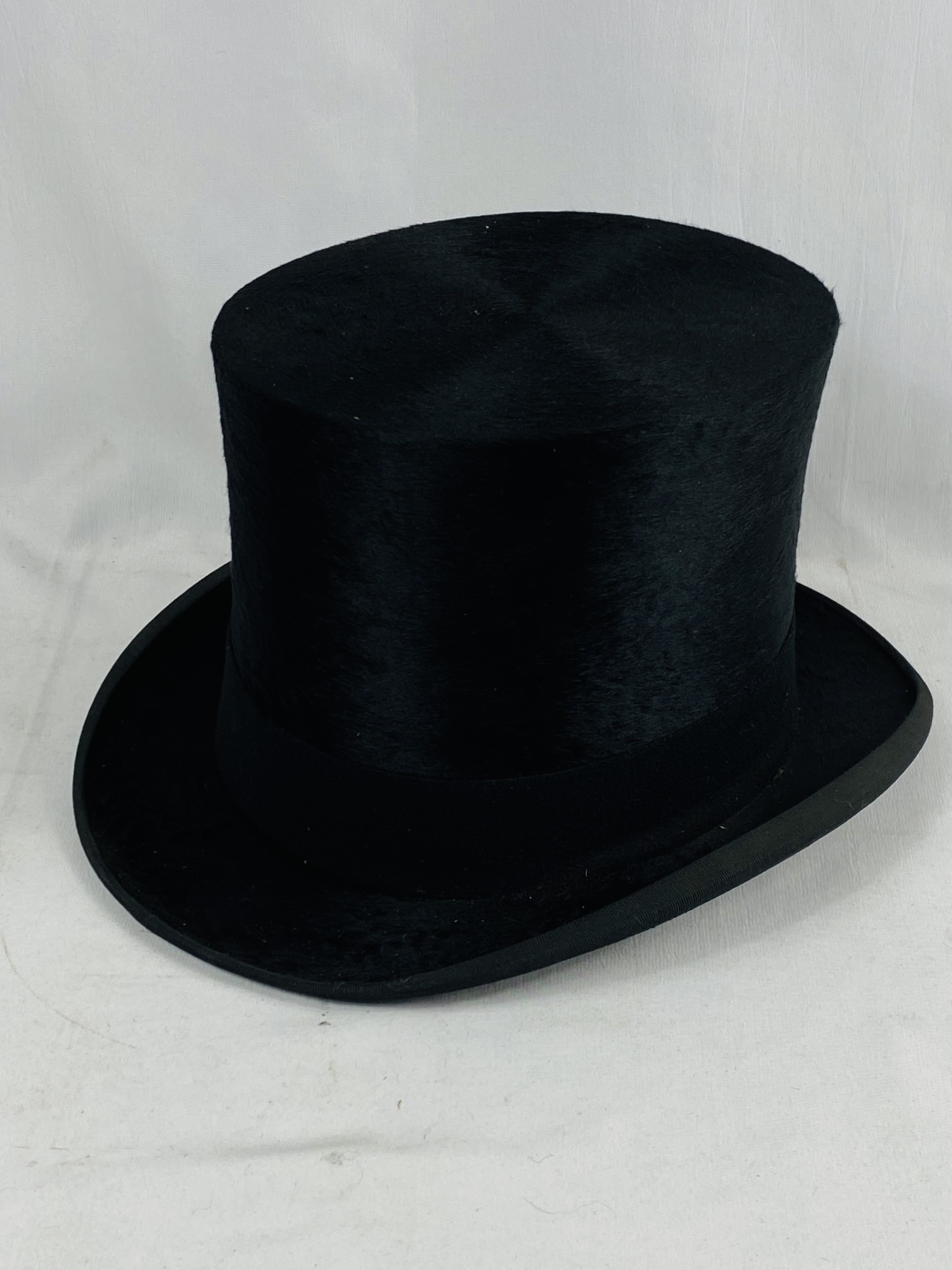 Dunn & Co childs silk top hat - Image 4 of 7