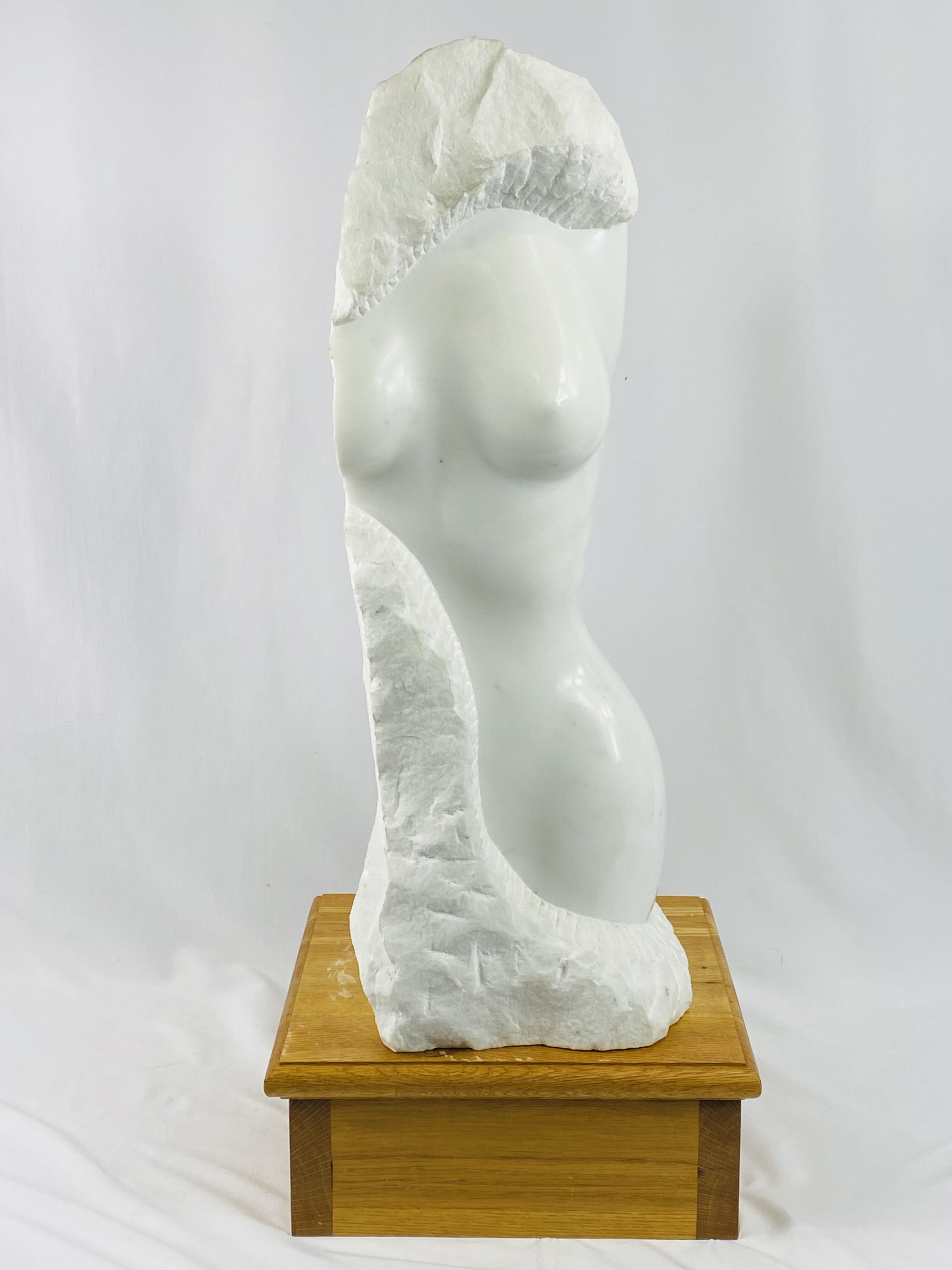Marble sculpture of female nude torso with signature - Image 5 of 11