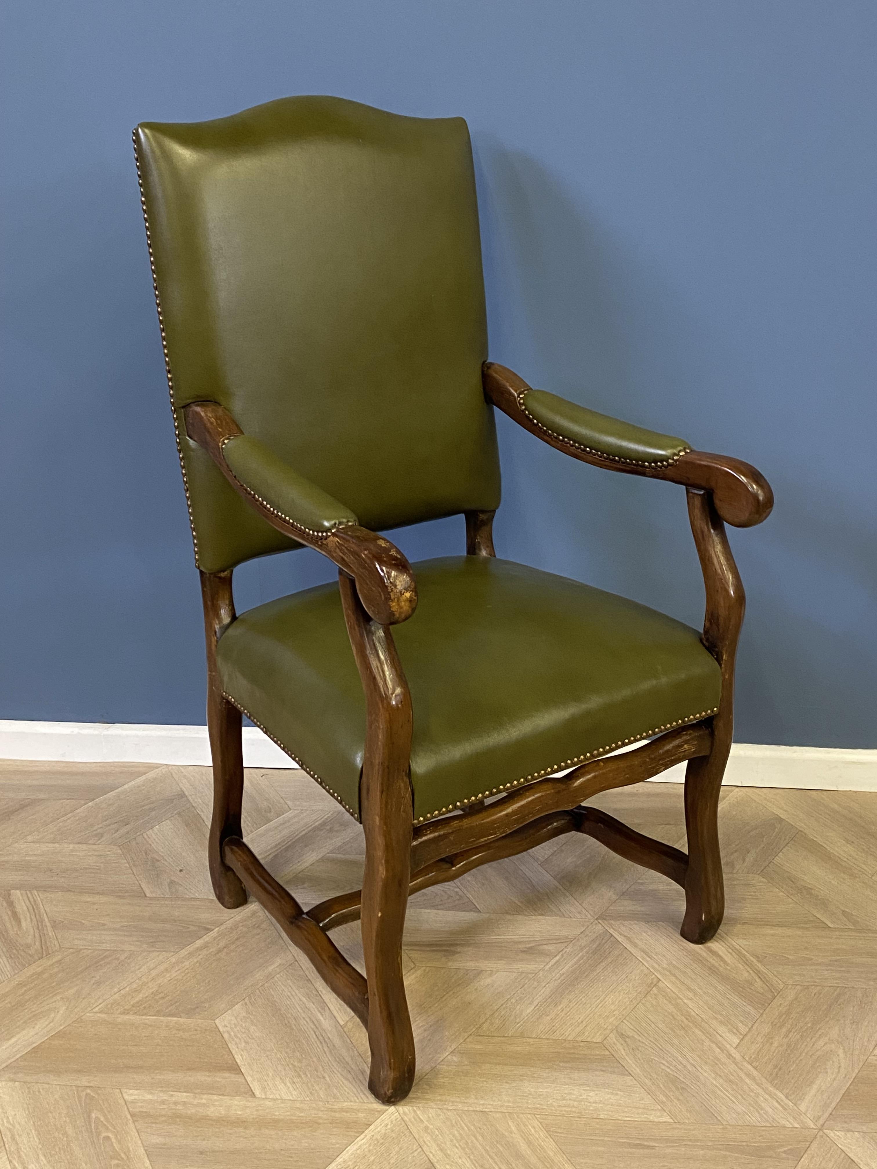 Pair of green leather open armchairs - Image 7 of 8