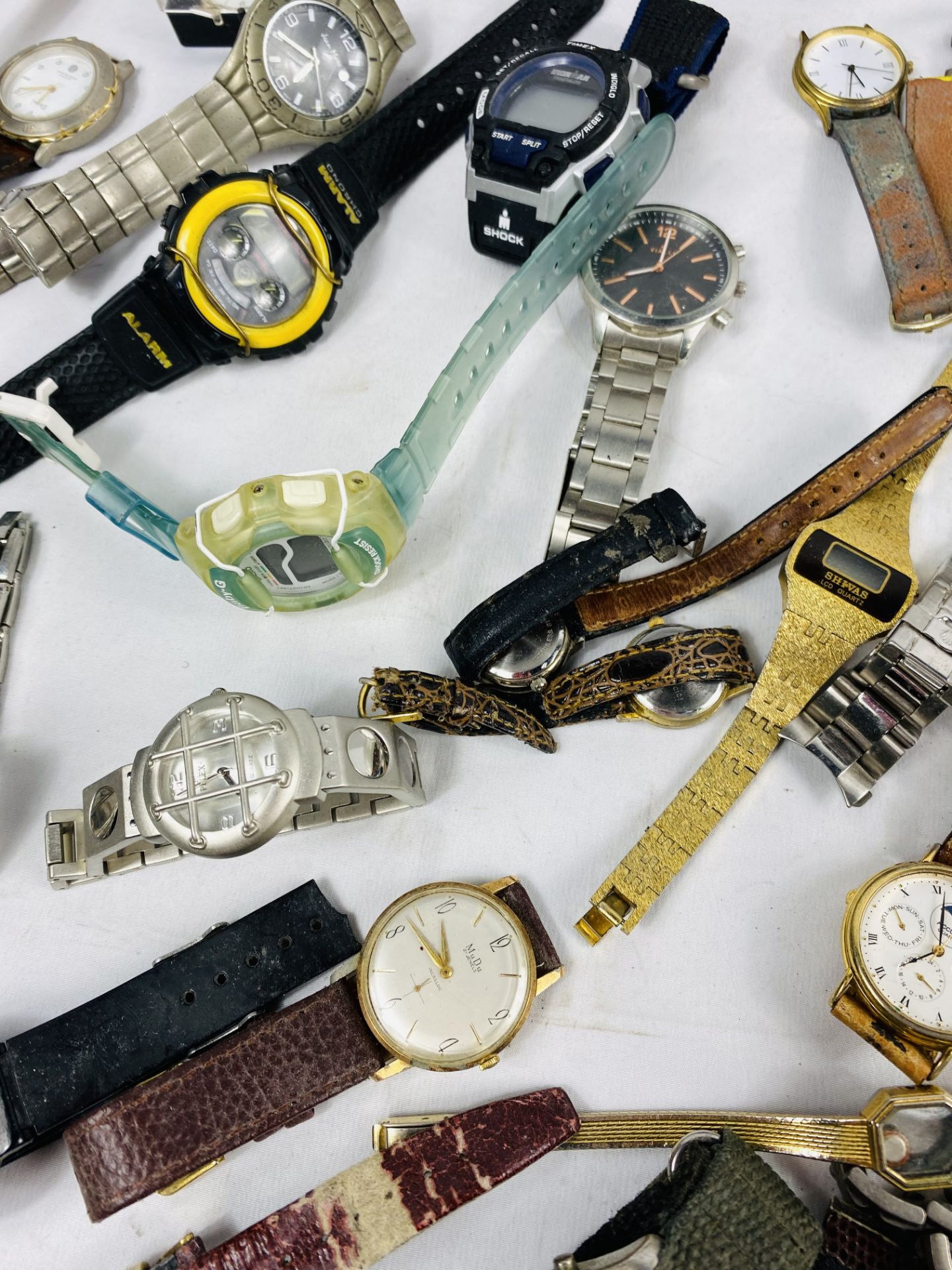 Quantity of fashion watches - Image 10 of 10