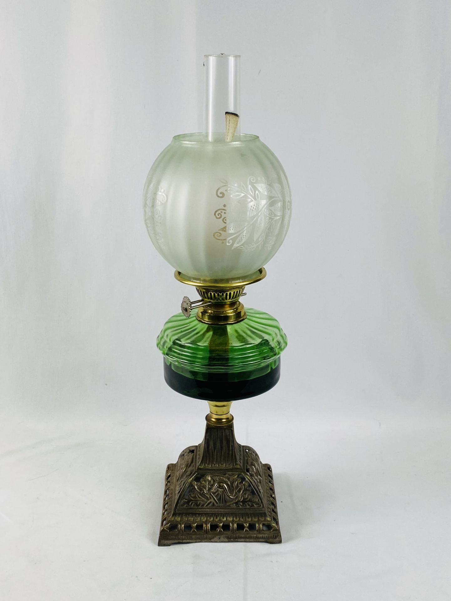 Victorian oil lamp - Image 2 of 5