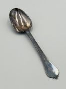 A William III silver Trefid spoon with beaded rat-tail, London 1699
