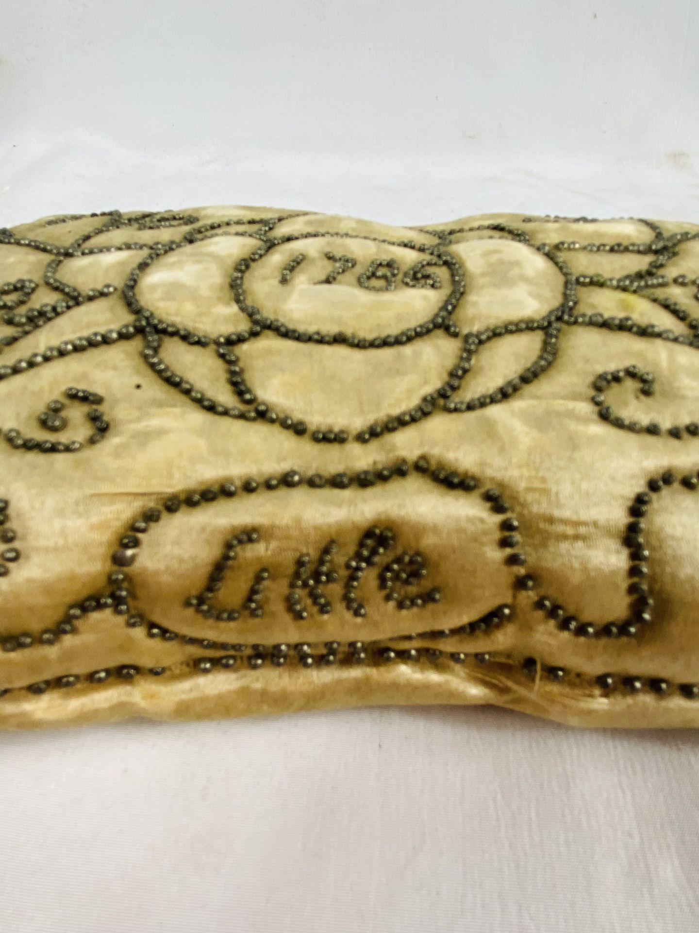 A layette rectangular pin cushion - Image 5 of 6