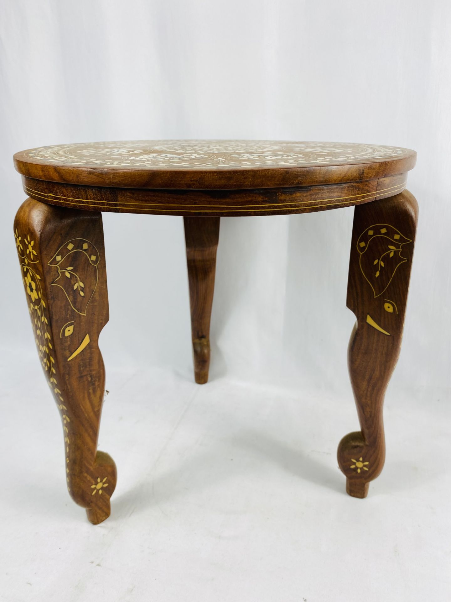 Indian occasional table with bone inlay - Image 4 of 4