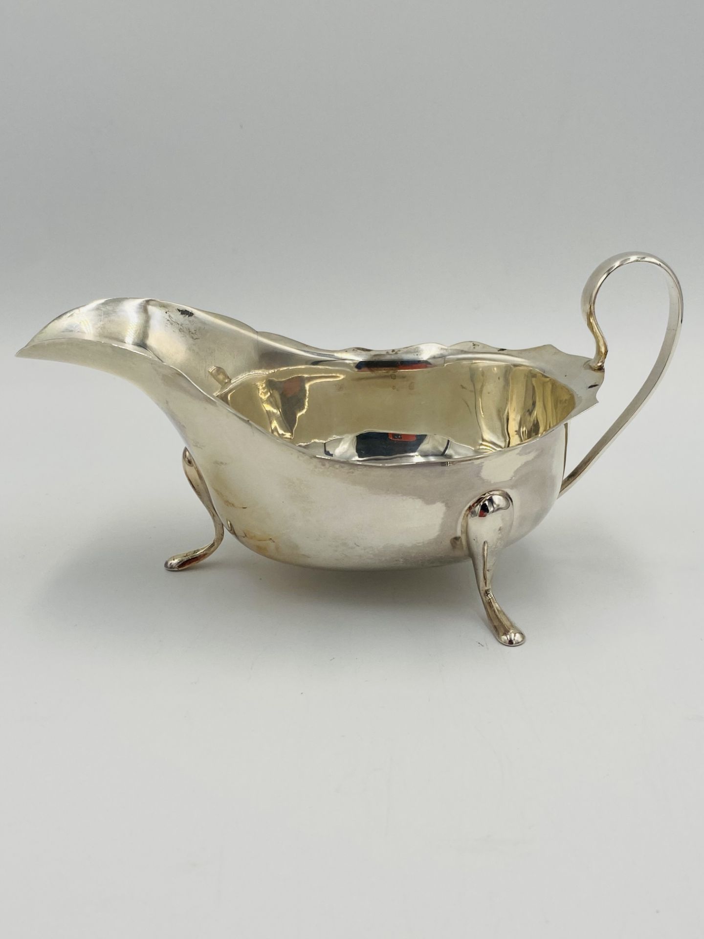 Silver sauce boat, Sheffield 1932 - Image 3 of 6