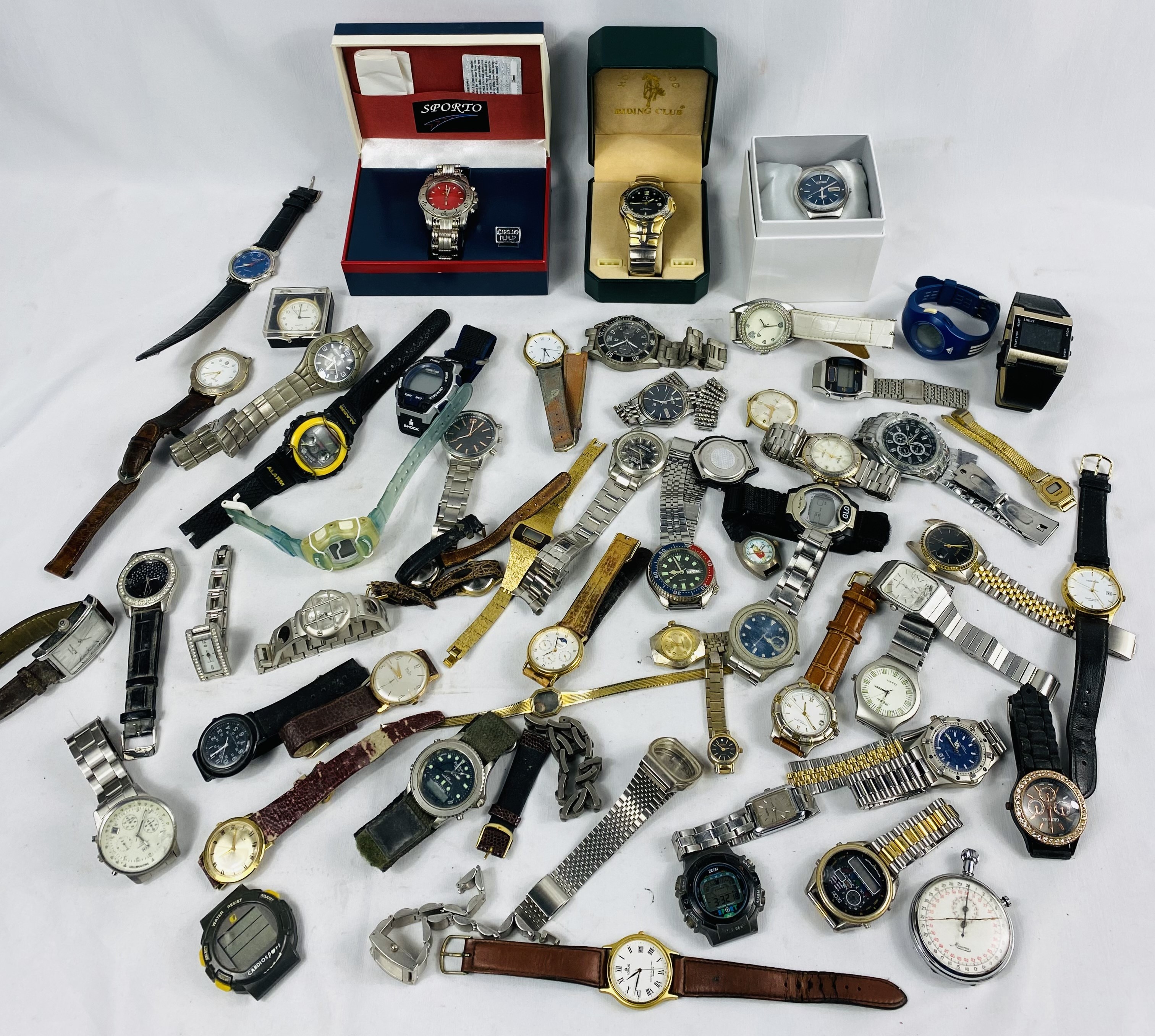 Quantity of fashion watches