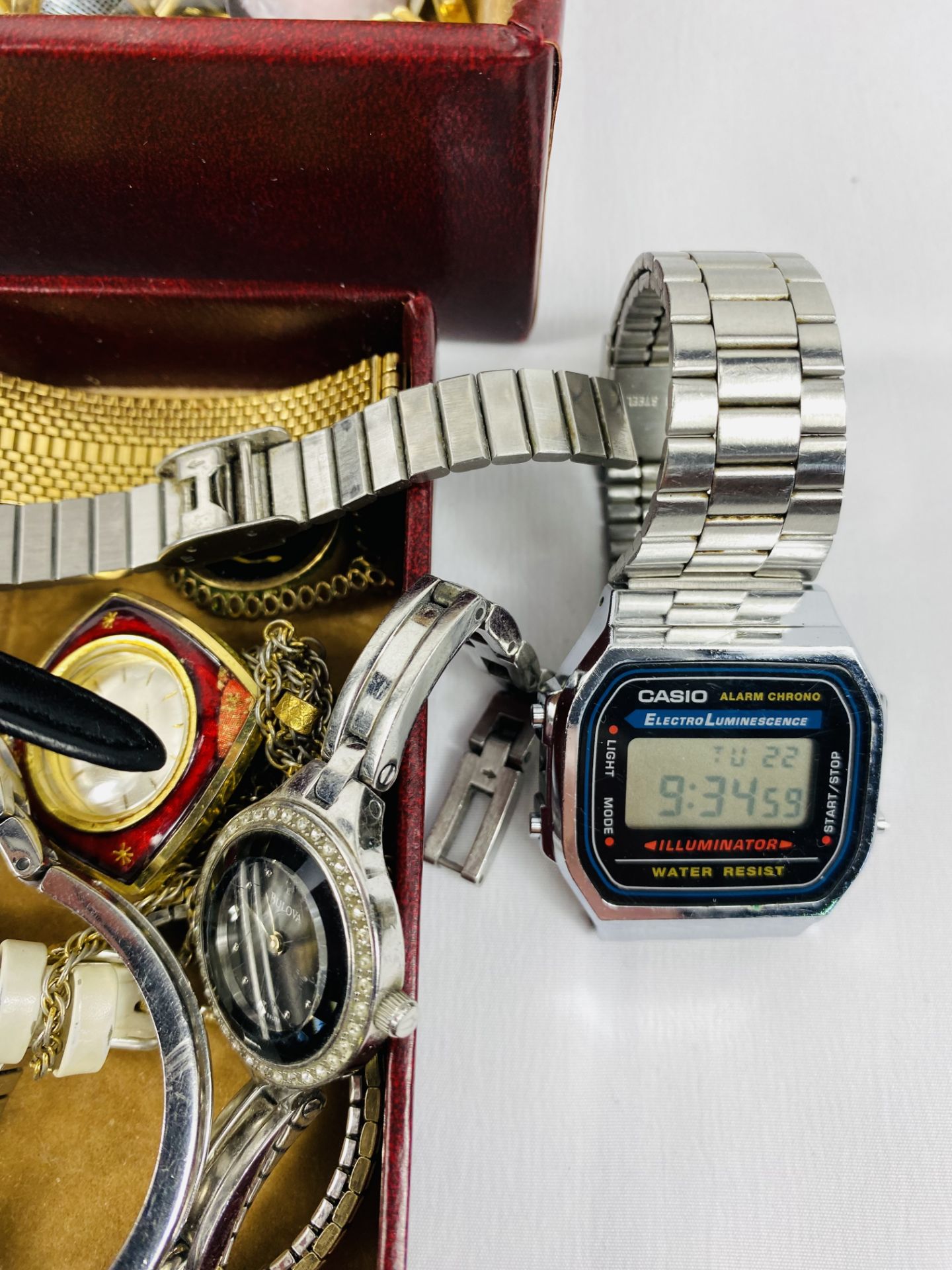 Quantity of fashion watches - Image 2 of 3