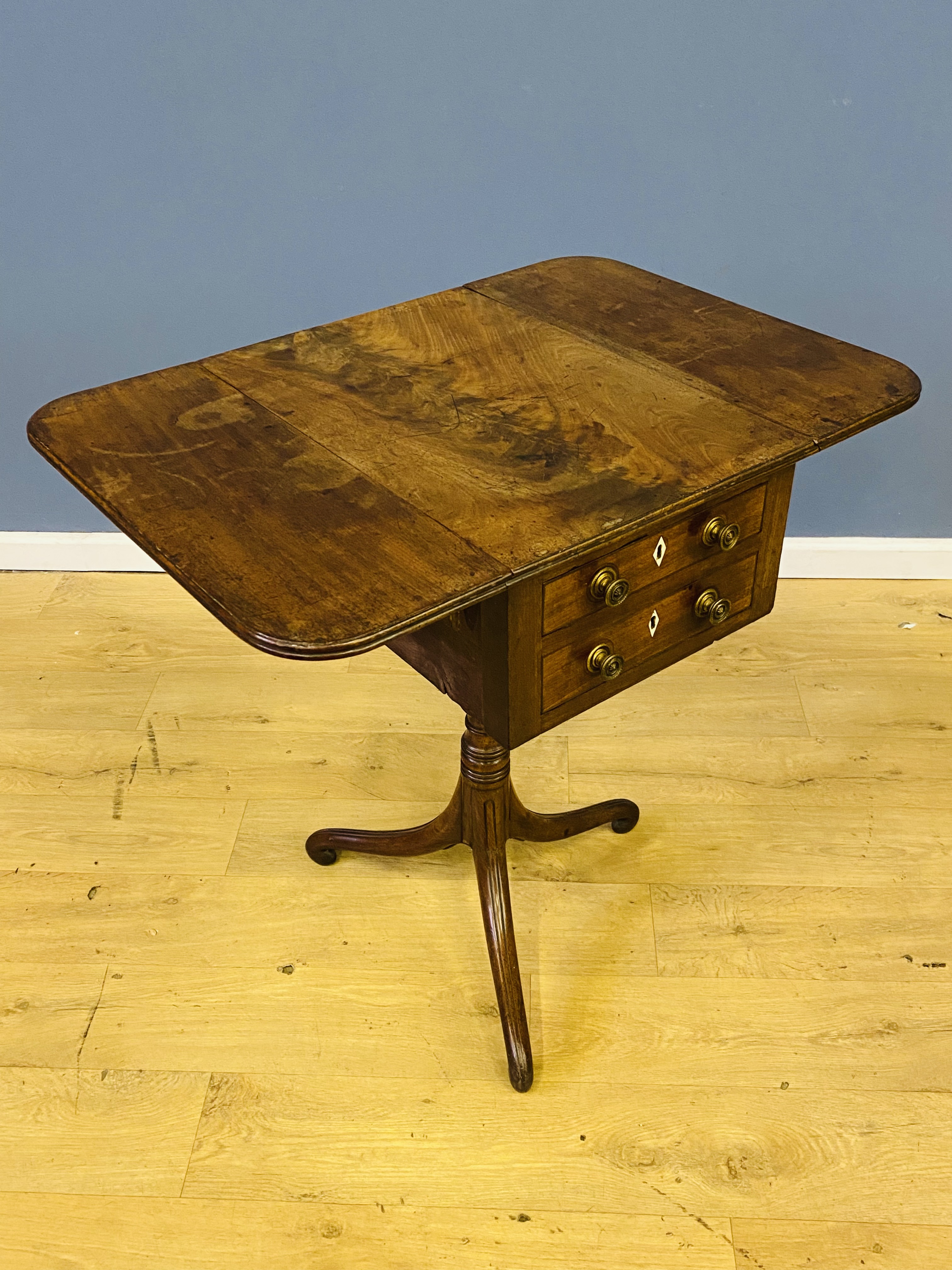19th century mahogany work table - Image 5 of 8