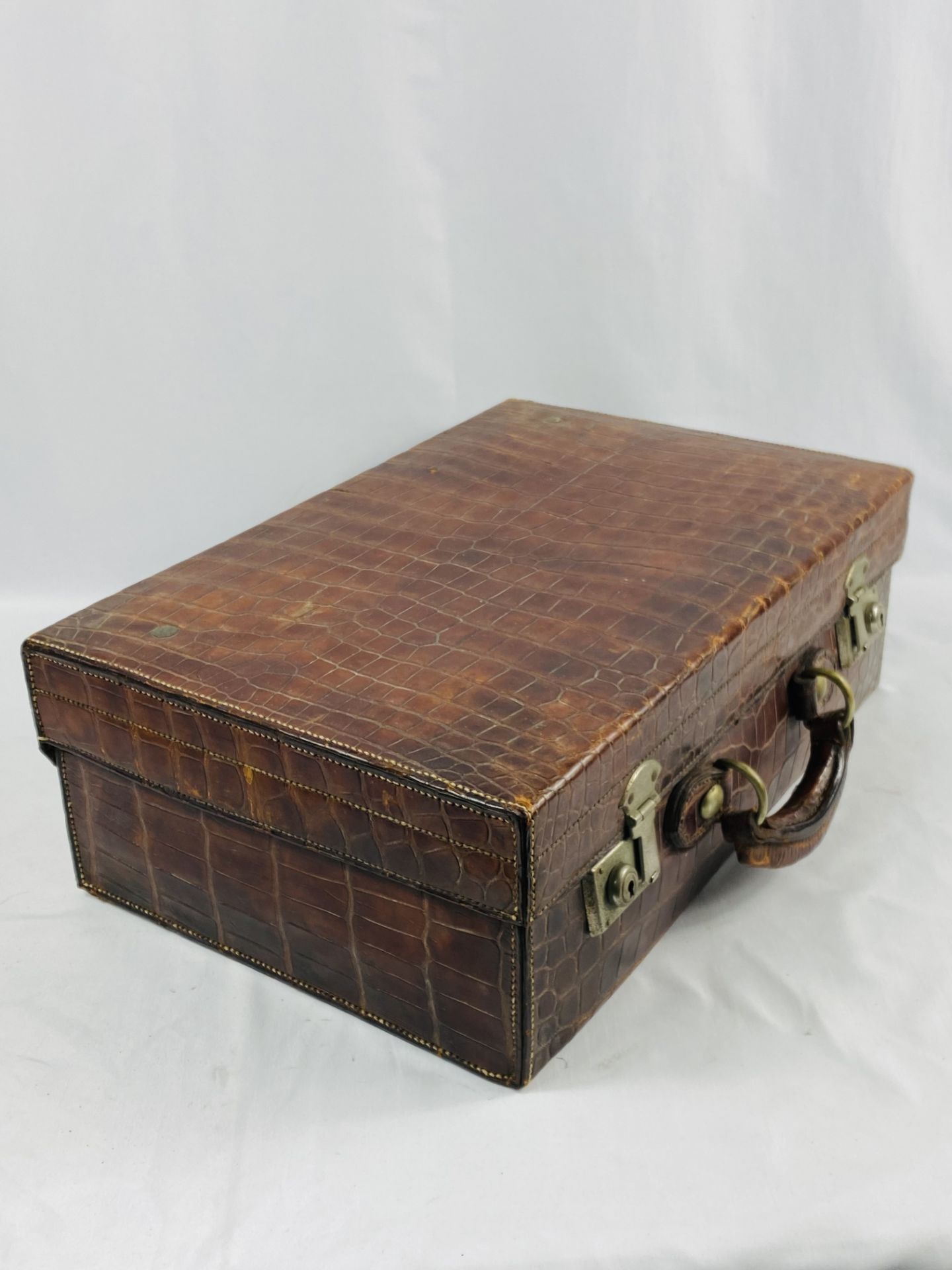 Early 20th century crocodile case. CITIES REGULATIONS APPLY TO THIS LOT. - Image 3 of 9