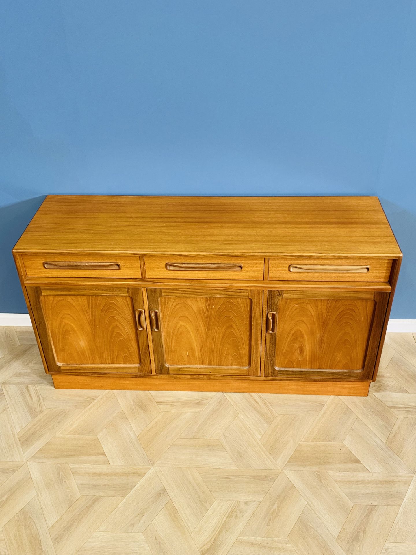 Mid century G-plan teak sideboard - Image 3 of 8