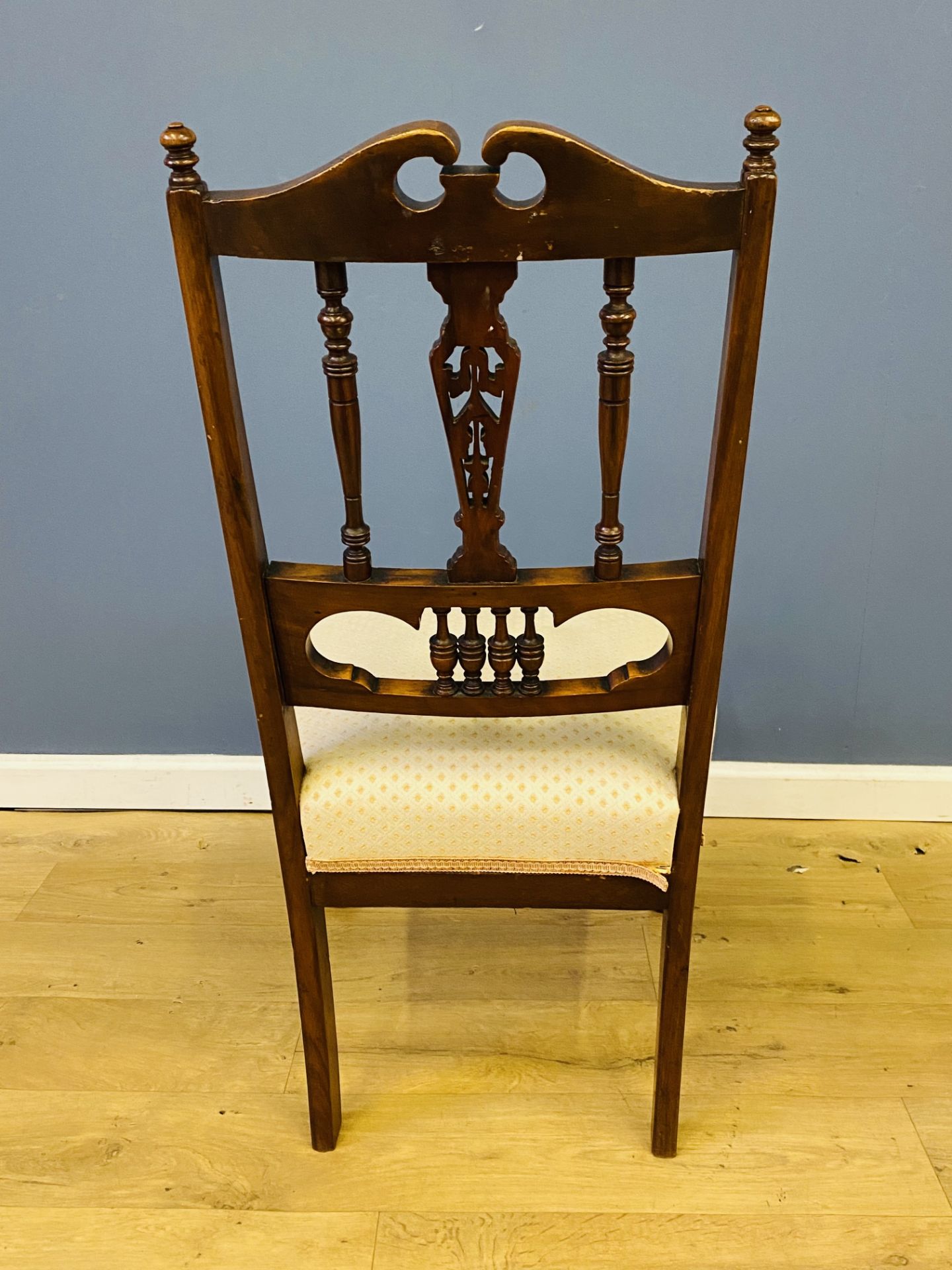 Edwardian carved walnut nursing chair - Image 4 of 4