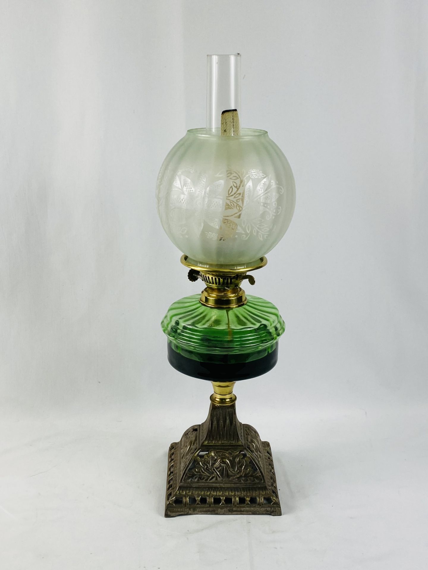 Victorian oil lamp - Image 3 of 5