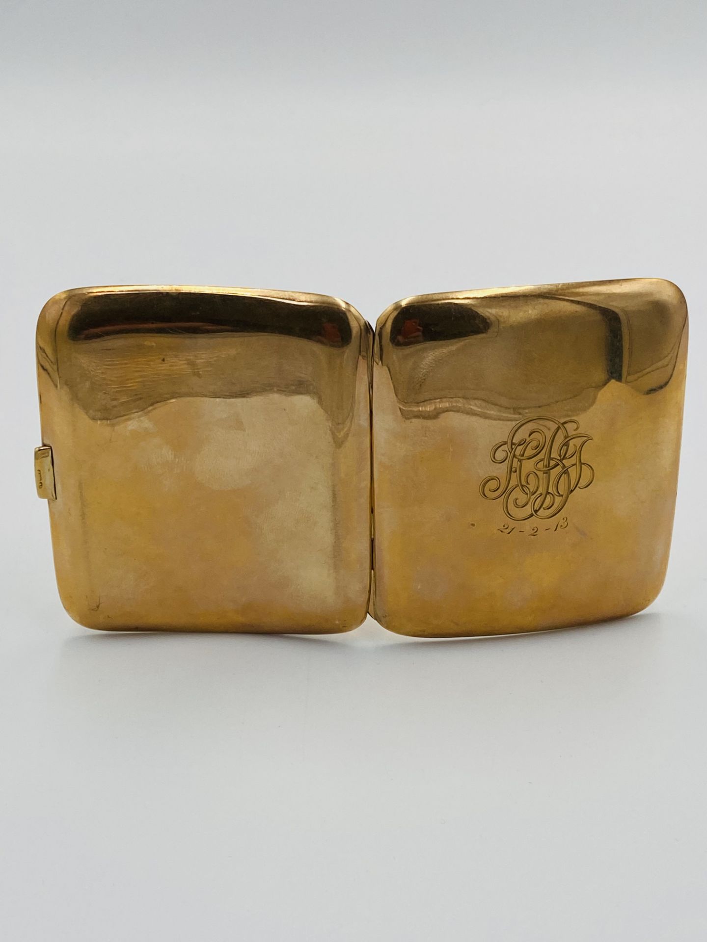 9ct gold cigarette case, 71.3g - Image 4 of 7