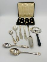 Boxed set of silver spoons and other silver flatware