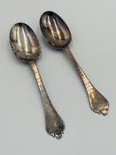 A pair of William III silver trefid spoons with rat-tails, London 1697