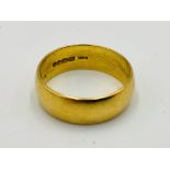 22ct gold band