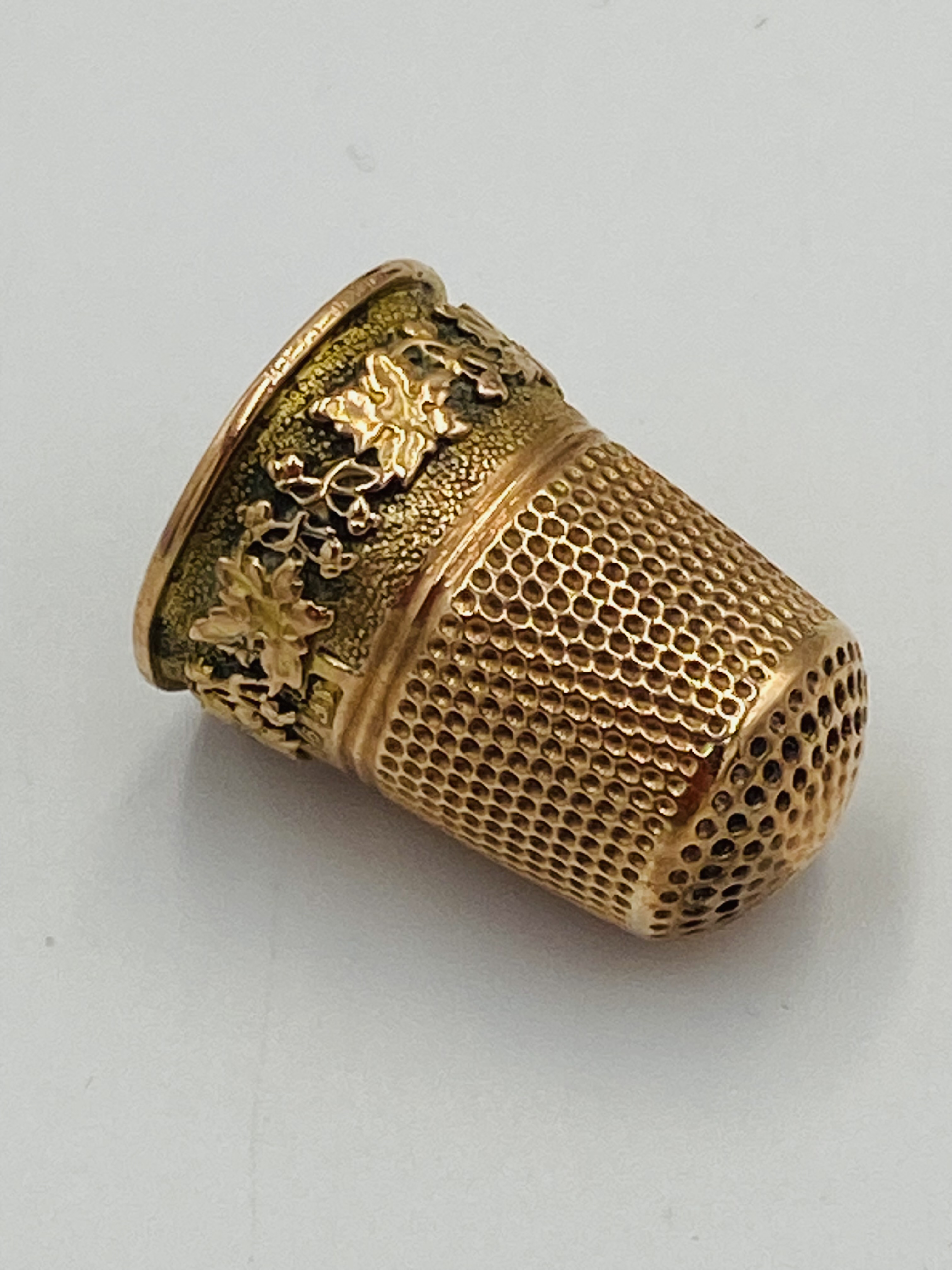 9ct gold thimble, 1907, a19th century tortoiseshell needle box; and a brass bound hardwood box. - Image 6 of 6