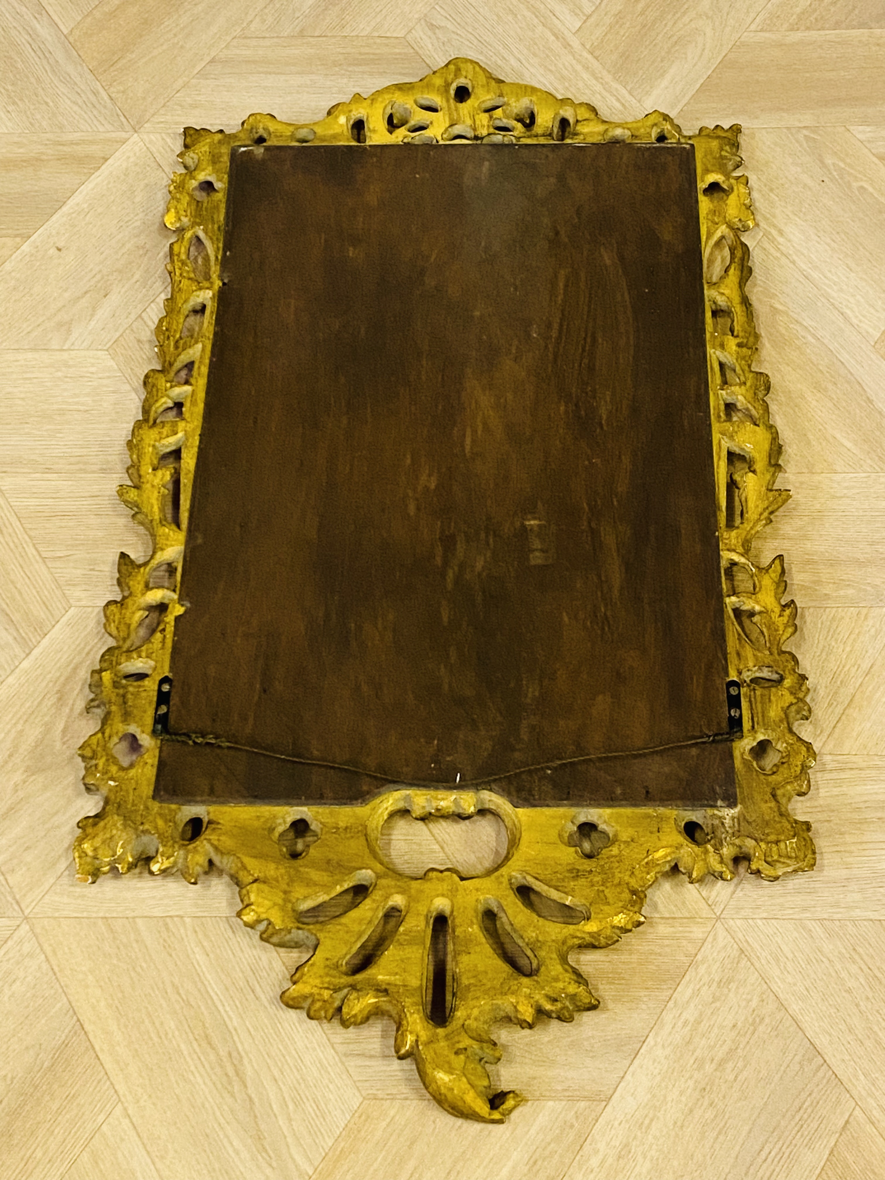 Georgian style carved giltwood mirror - Image 6 of 6