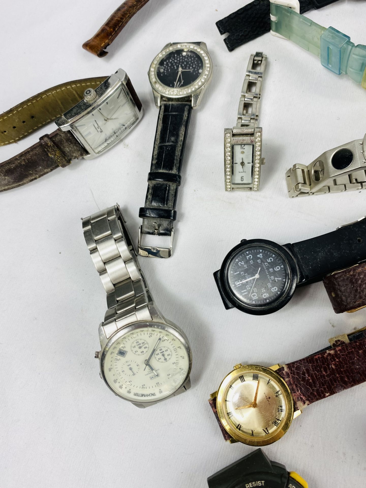 Quantity of fashion watches - Image 9 of 10