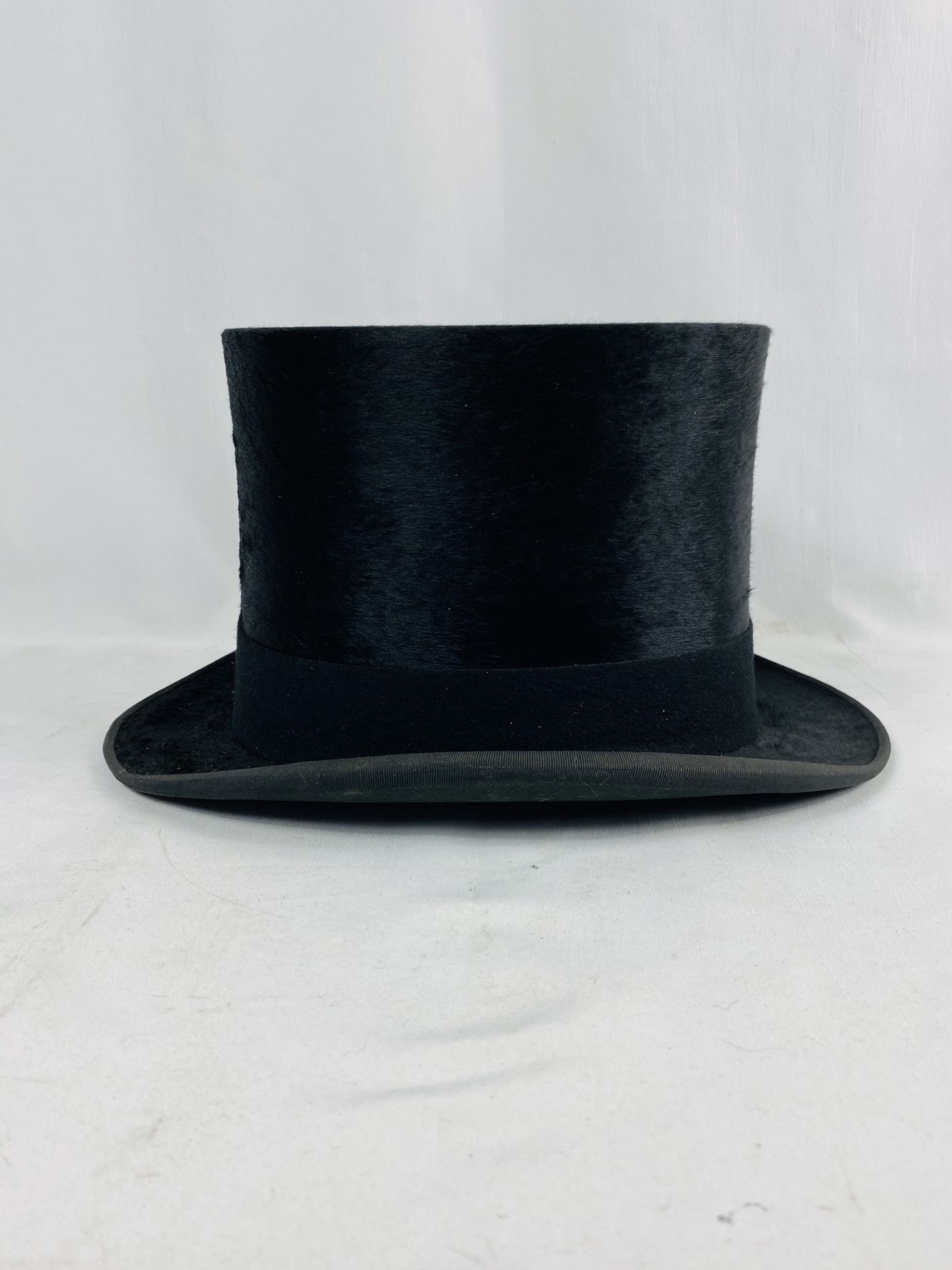 Dunn & Co childs silk top hat - Image 6 of 7