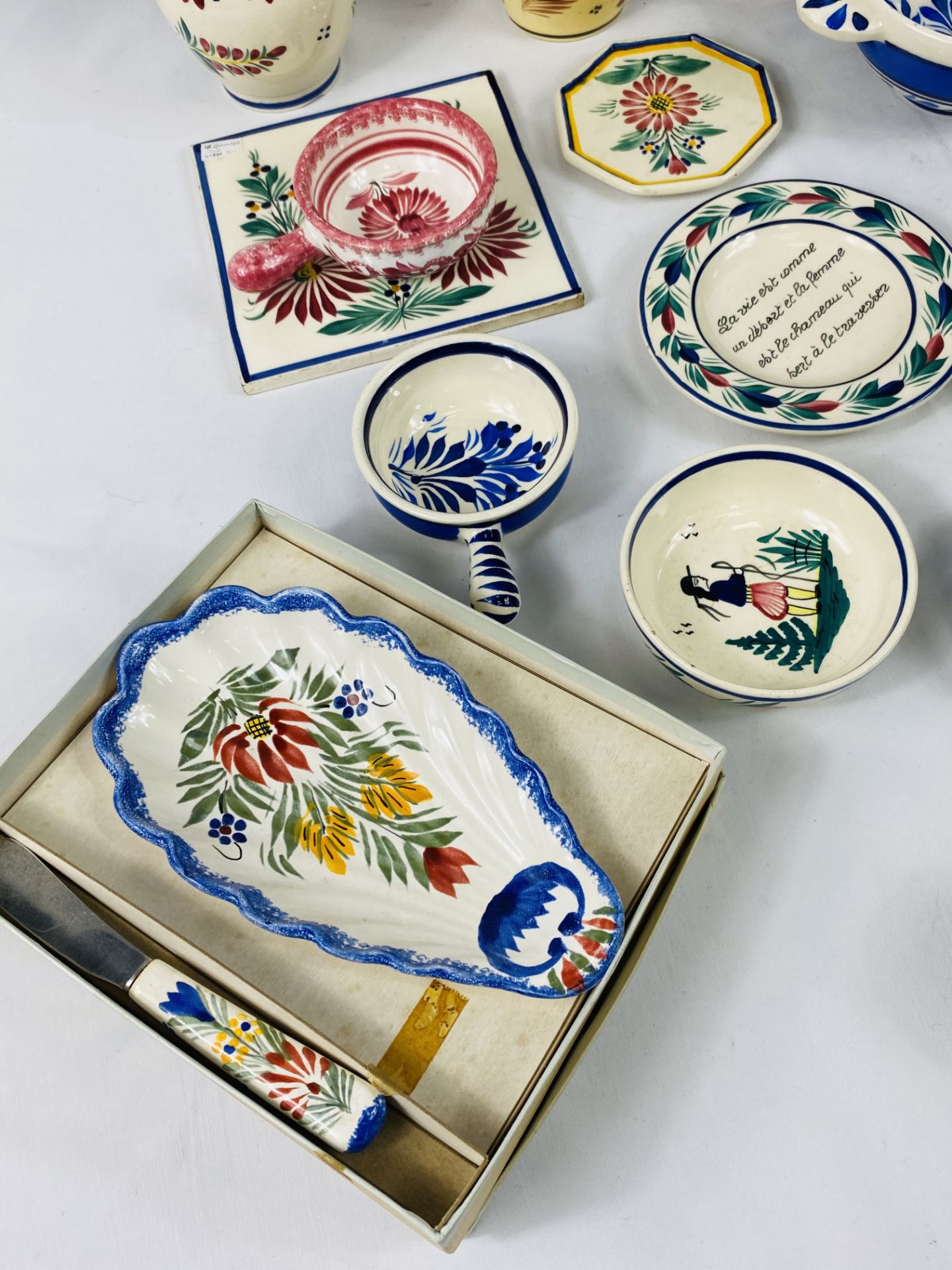 Quantity of Quimper pottery. - Image 2 of 8
