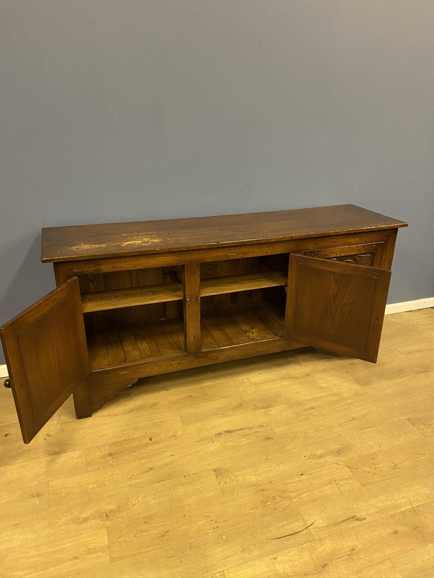 Oak 1930's sideboard - Image 3 of 5