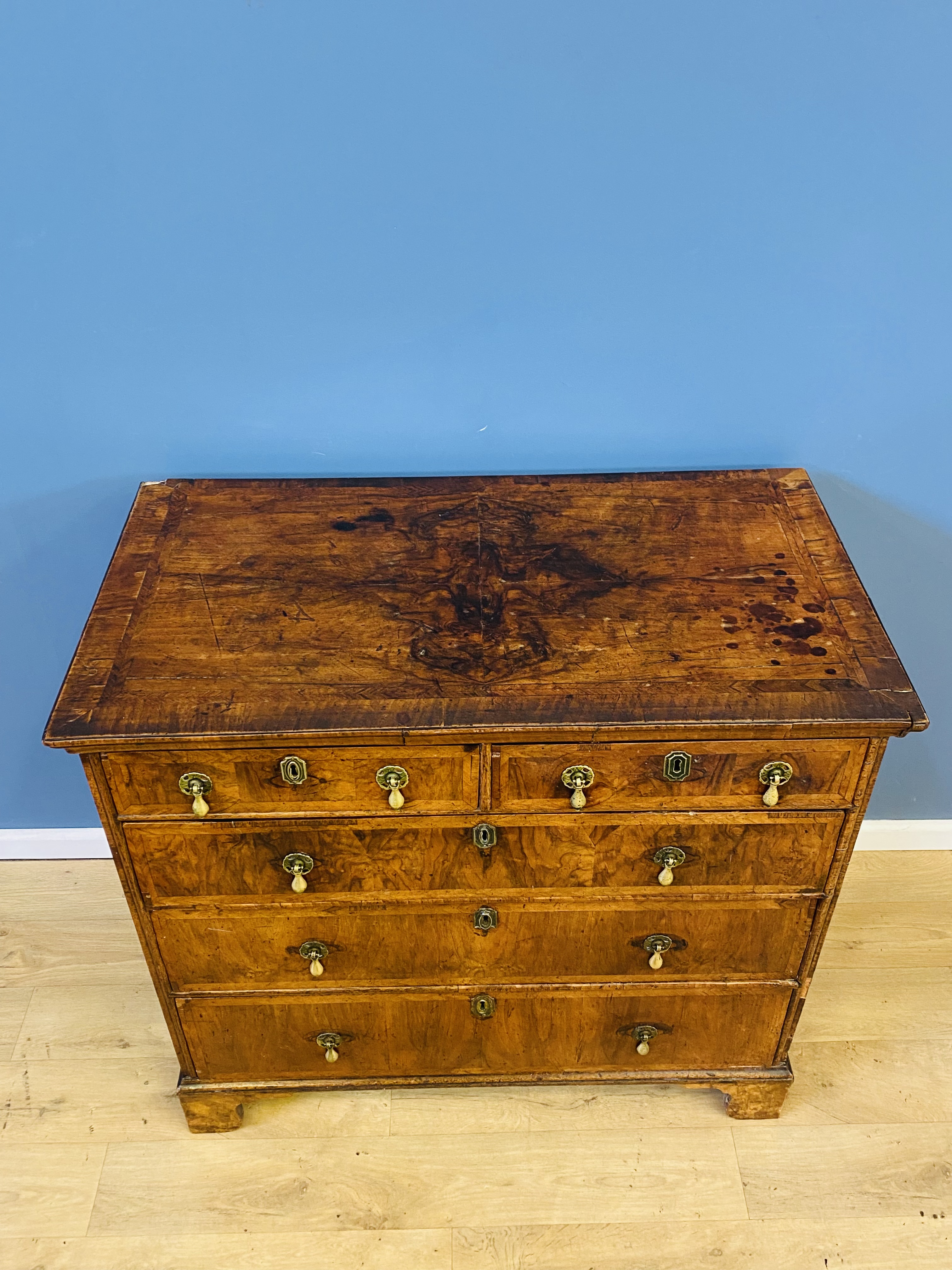 18th century walnut chest - Image 3 of 9