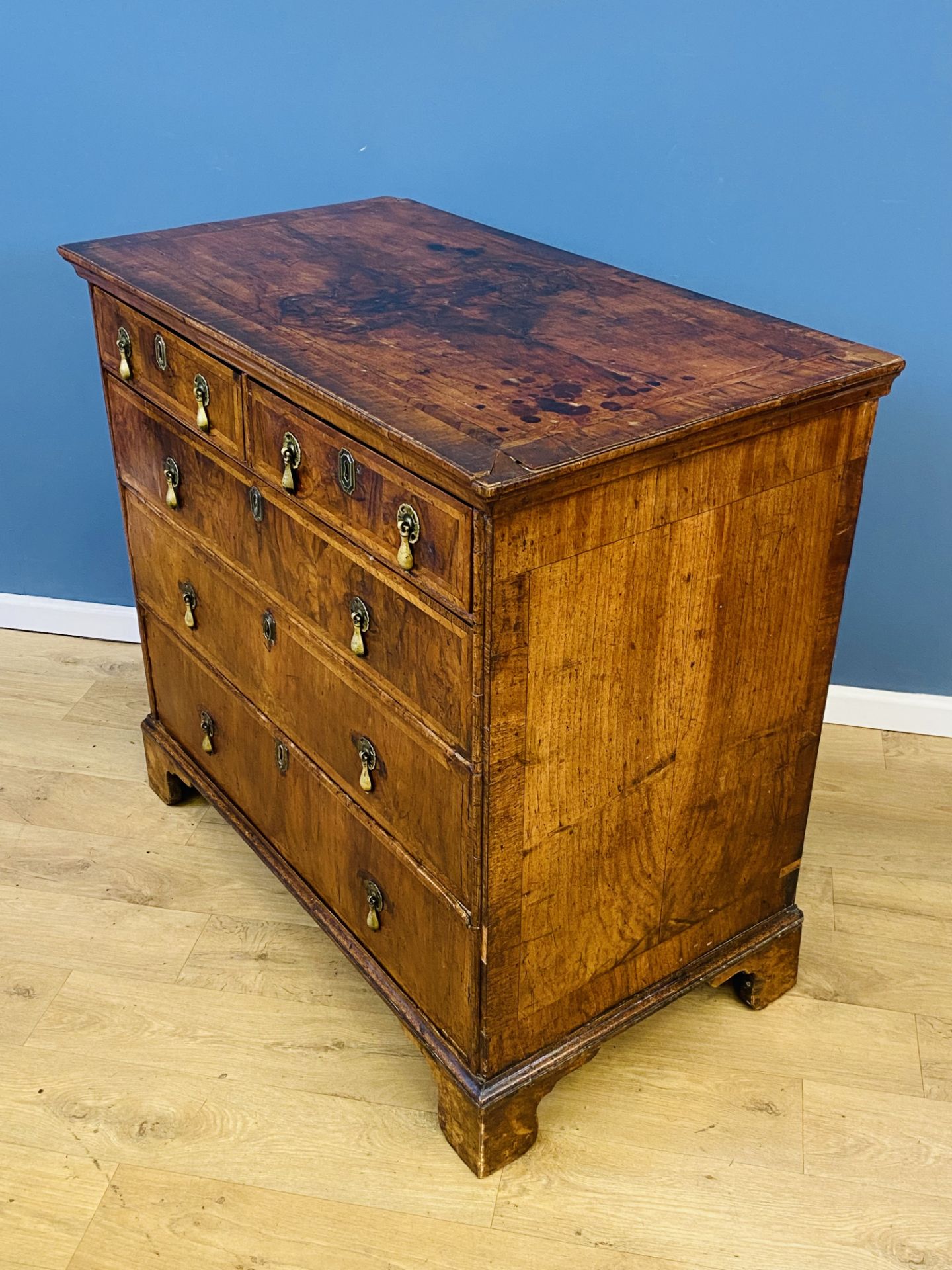 18th century walnut chest - Image 5 of 9