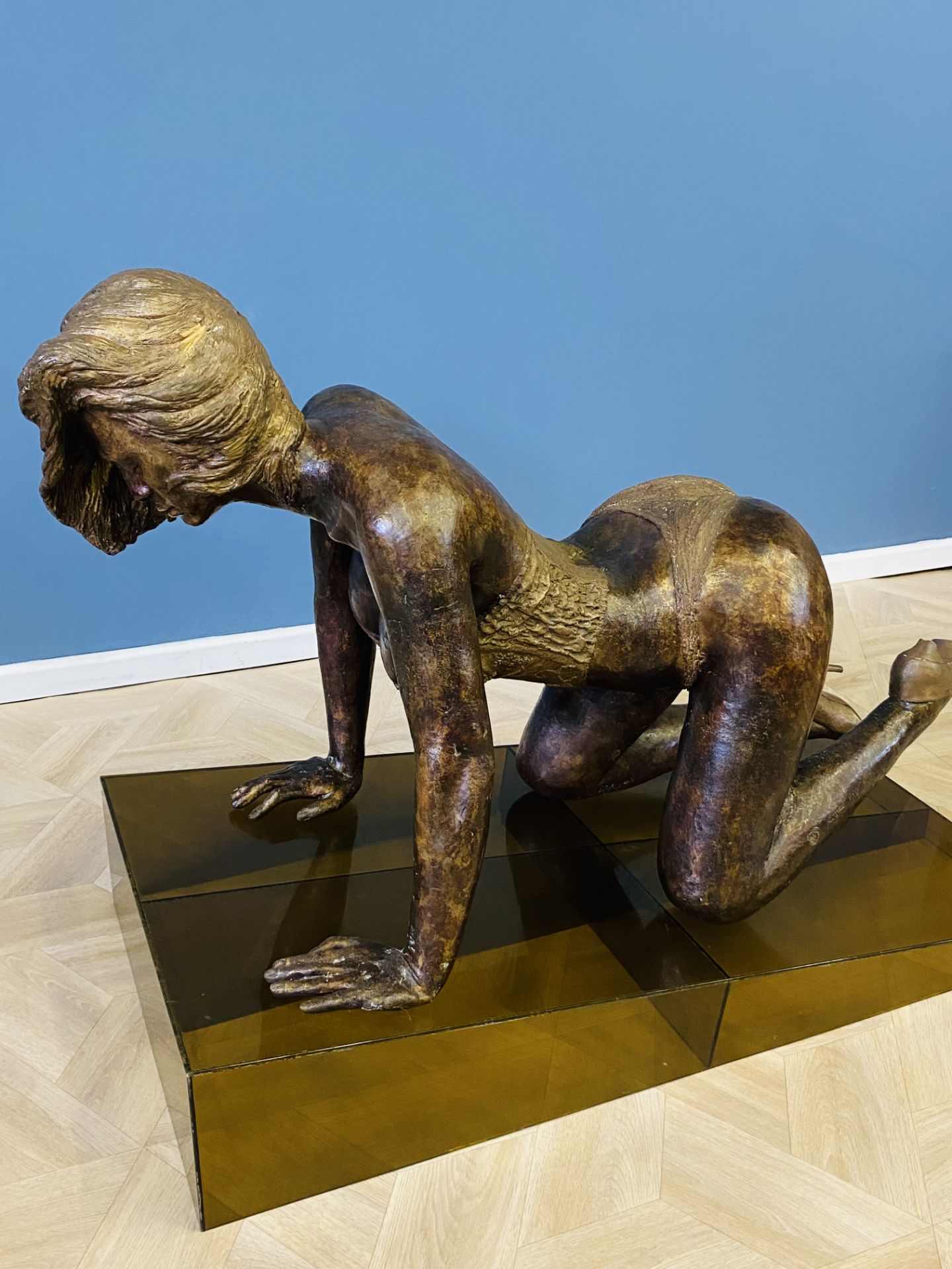 Limited edition bronze sculpture of a lady, no 2/8, signed Christian Maas, - Image 3 of 8