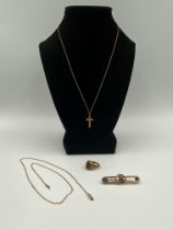 Quantity of 9ct gold jewellery