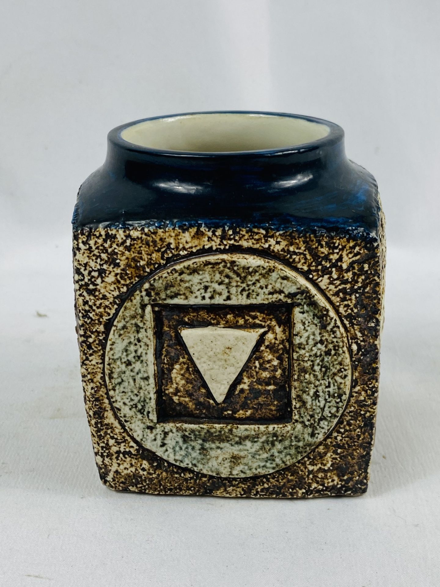 Troika vase