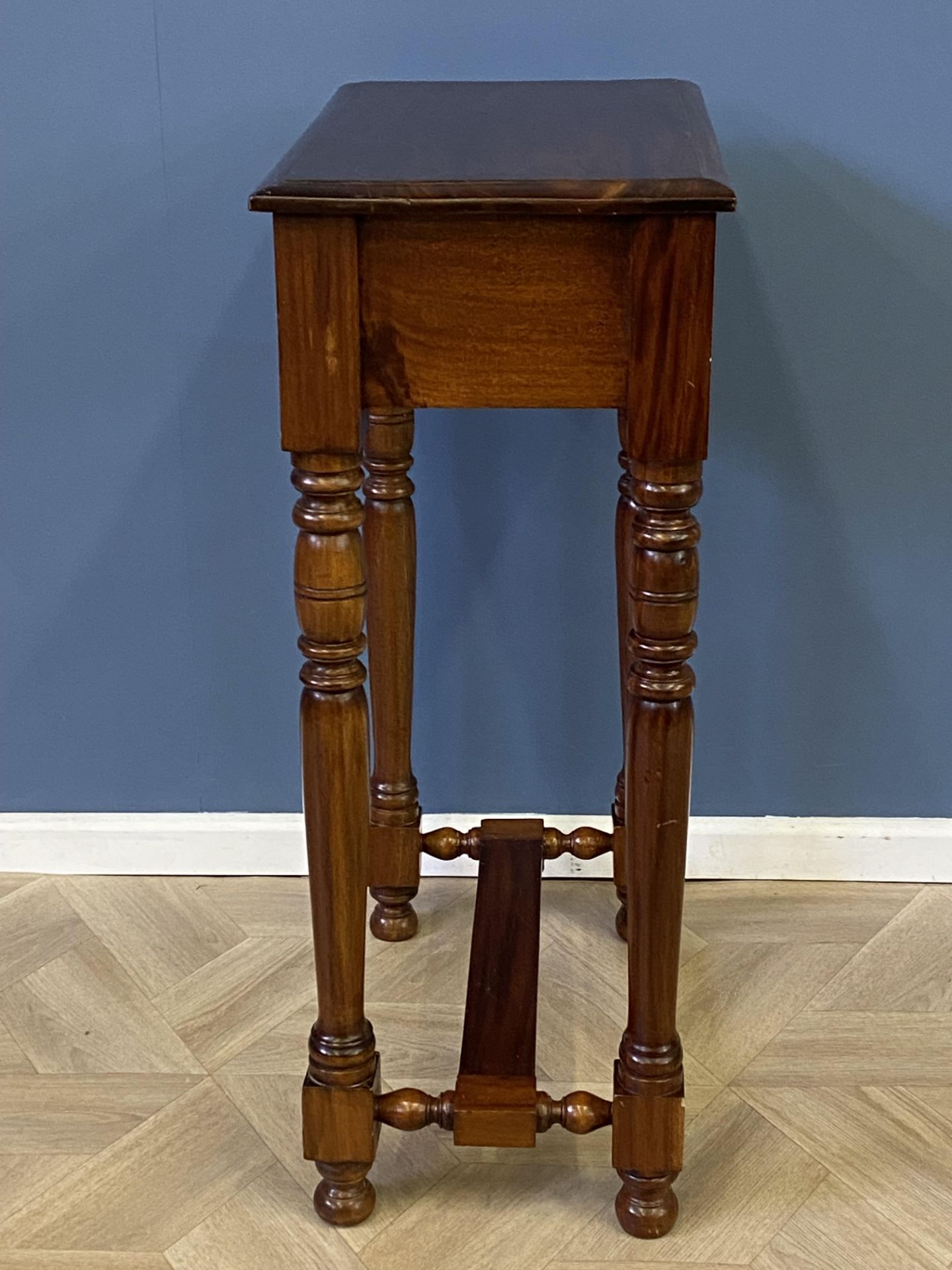 Tall mahogany side table - Image 6 of 8