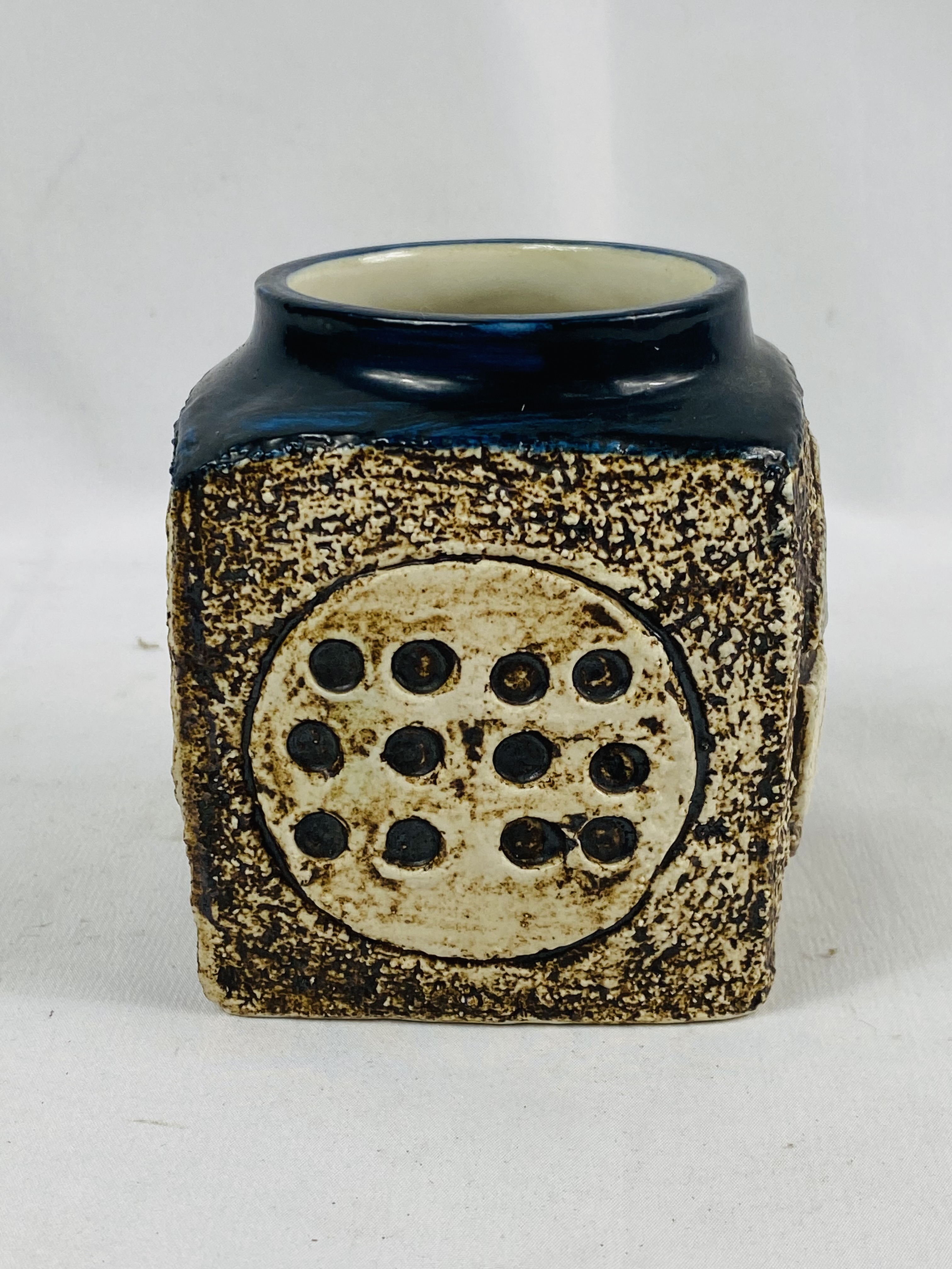 Troika vase - Image 2 of 6