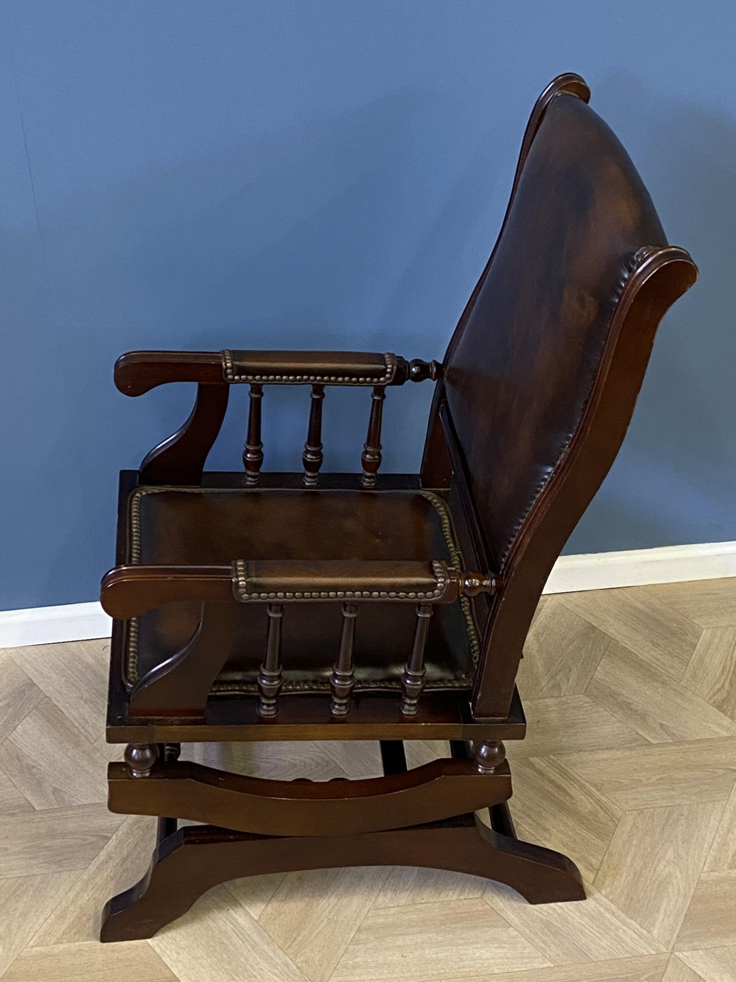 Mahogany framed leather rocking chair - Image 7 of 8