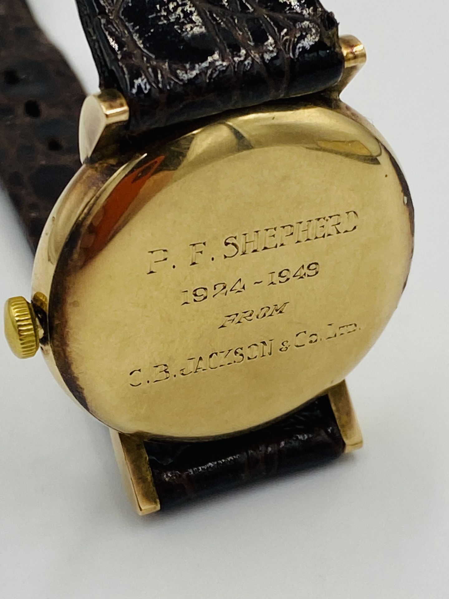 Gentlemans Longines 17 jewel manual wind wristwatch, in 9ct gold case - Bild 4 aus 5